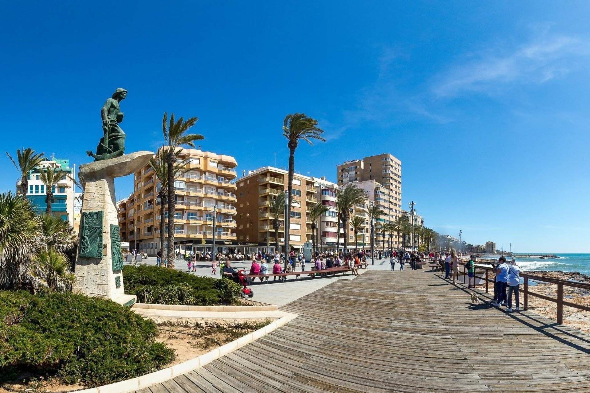 Használt Ingatlanok - Apartman -
Torrevieja - Playa del Cura