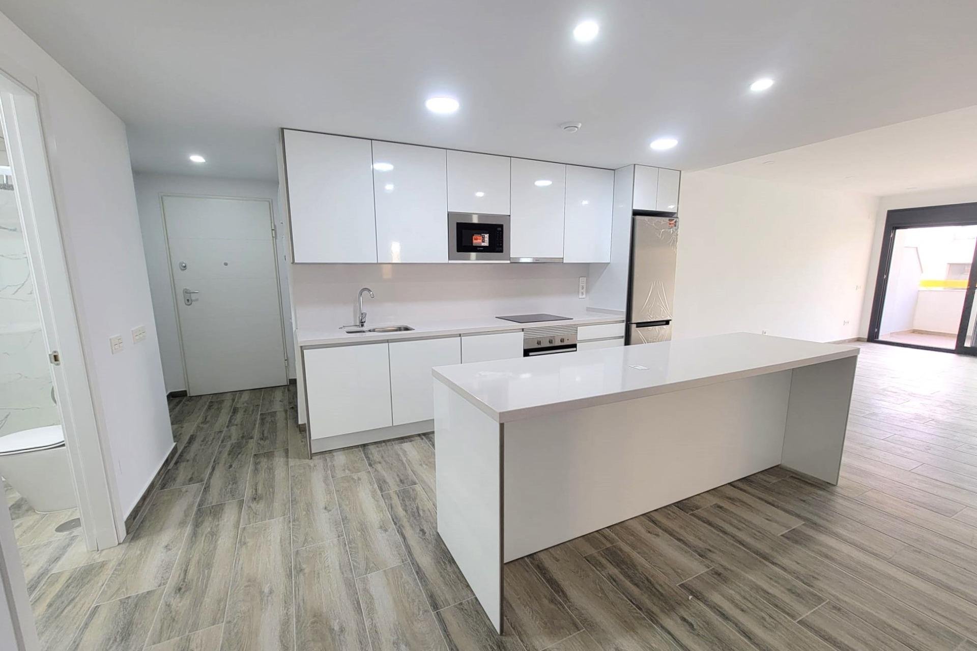 Használt Ingatlanok - Apartman -
Torrevieja - Playa del Cura