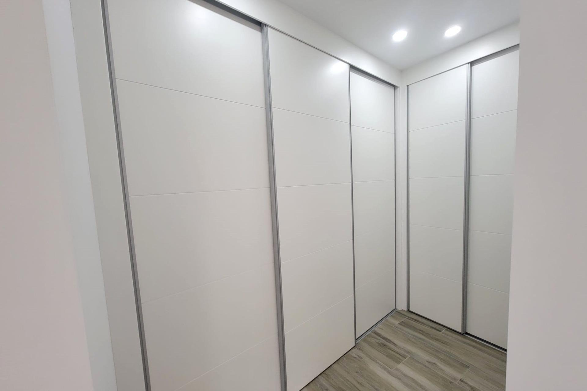 Használt Ingatlanok - Apartman -
Torrevieja - Playa del Cura