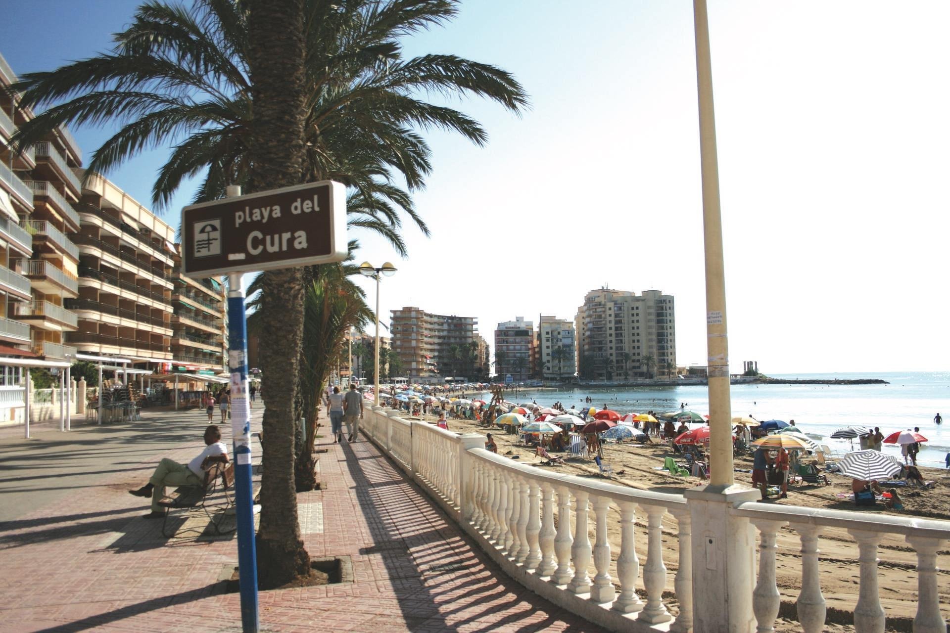 Használt Ingatlanok - Apartman -
Torrevieja - Playa del Cura