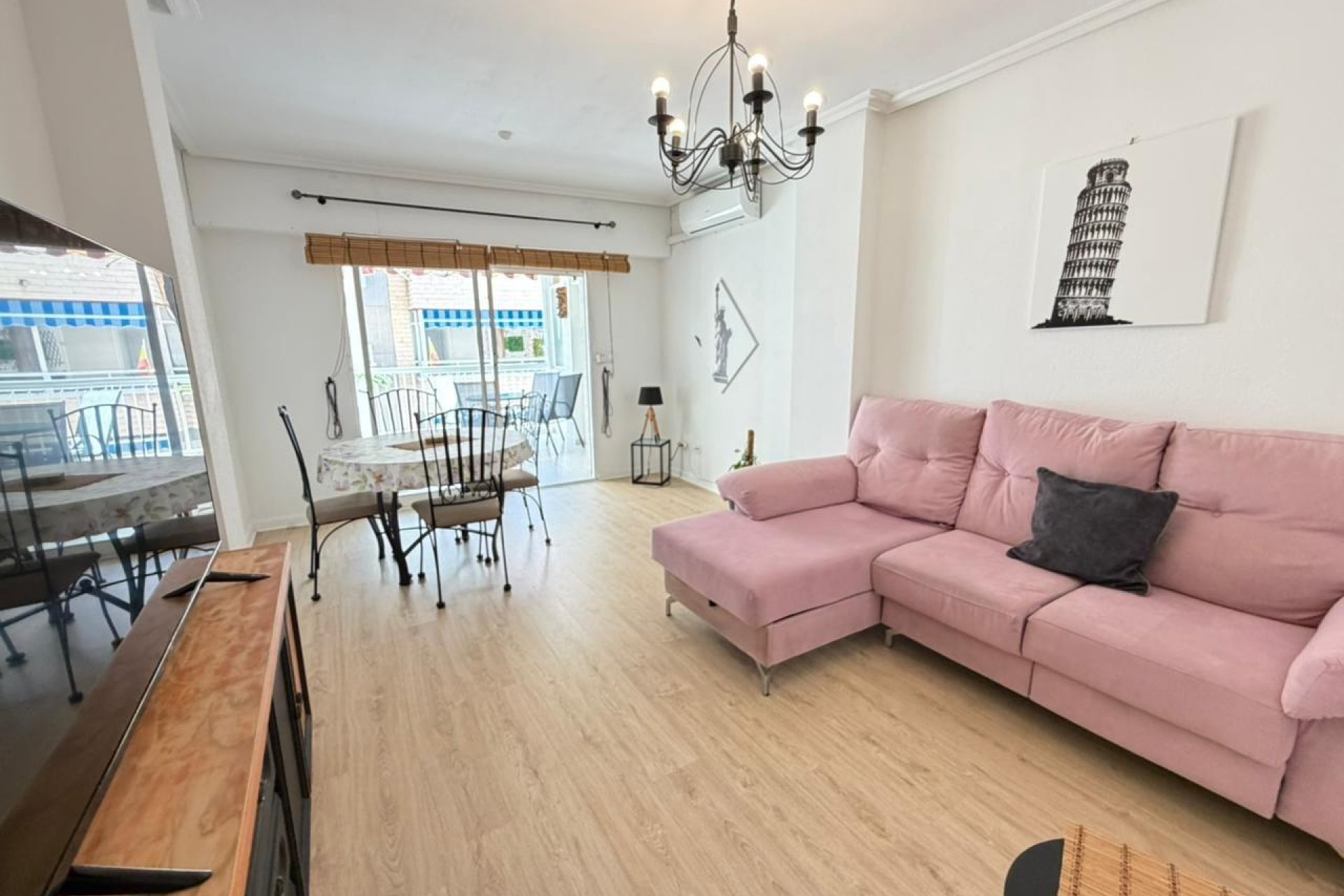 Használt Ingatlanok - Apartman -
Torrevieja - Playa del Cura