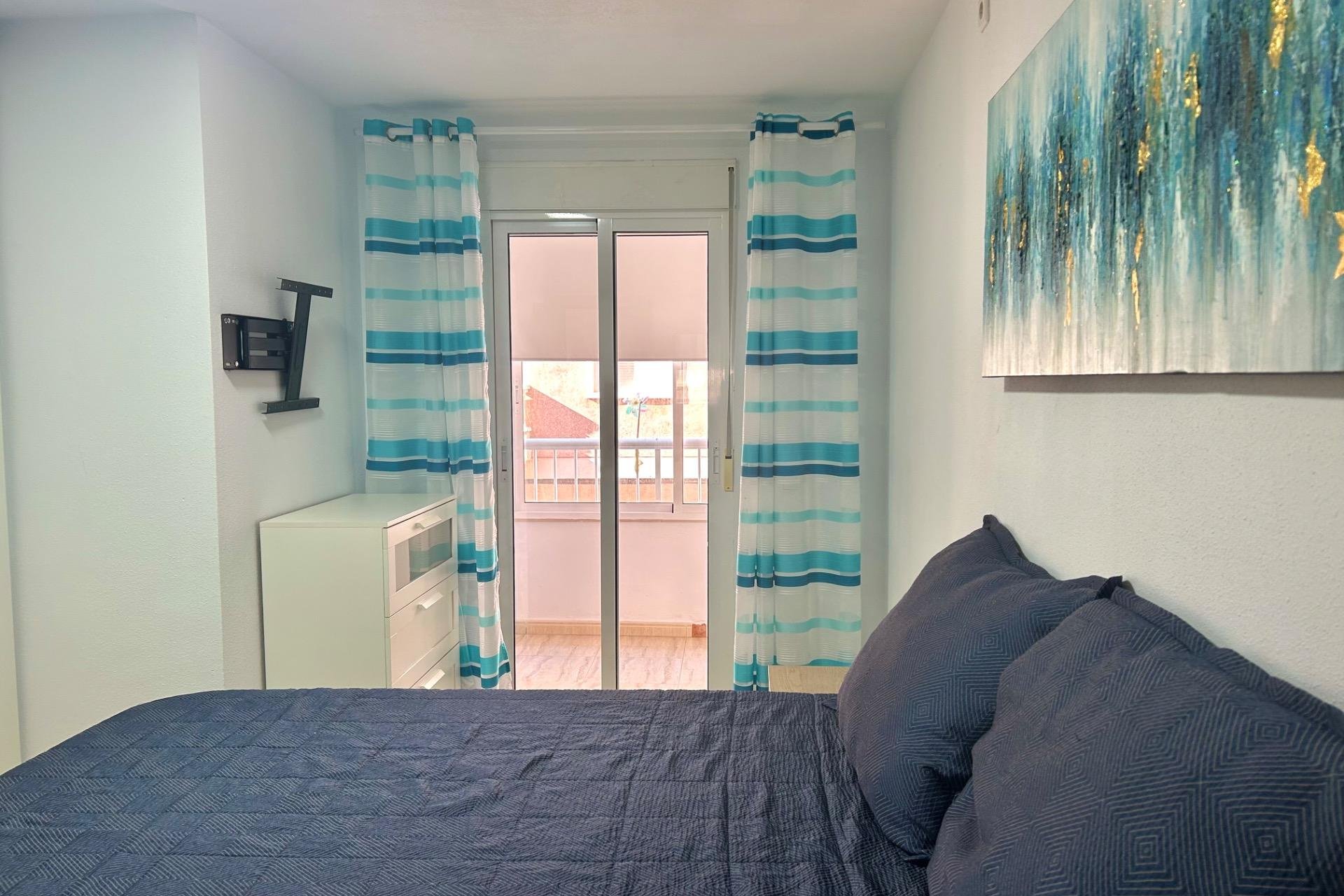 Használt Ingatlanok - Apartman -
Torrevieja - Playa del Cura