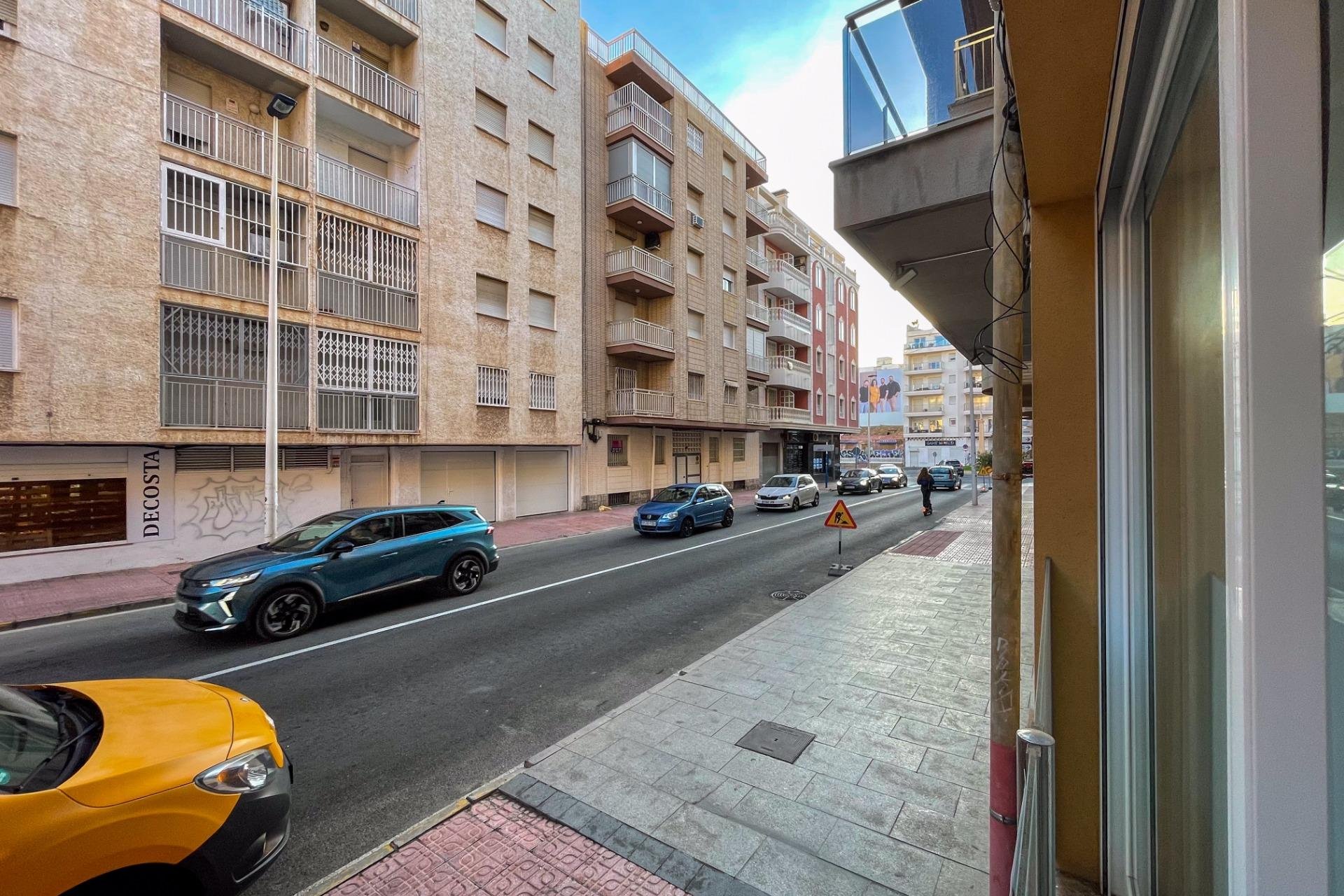 Használt Ingatlanok - Apartman -
Torrevieja - Playa del Cura