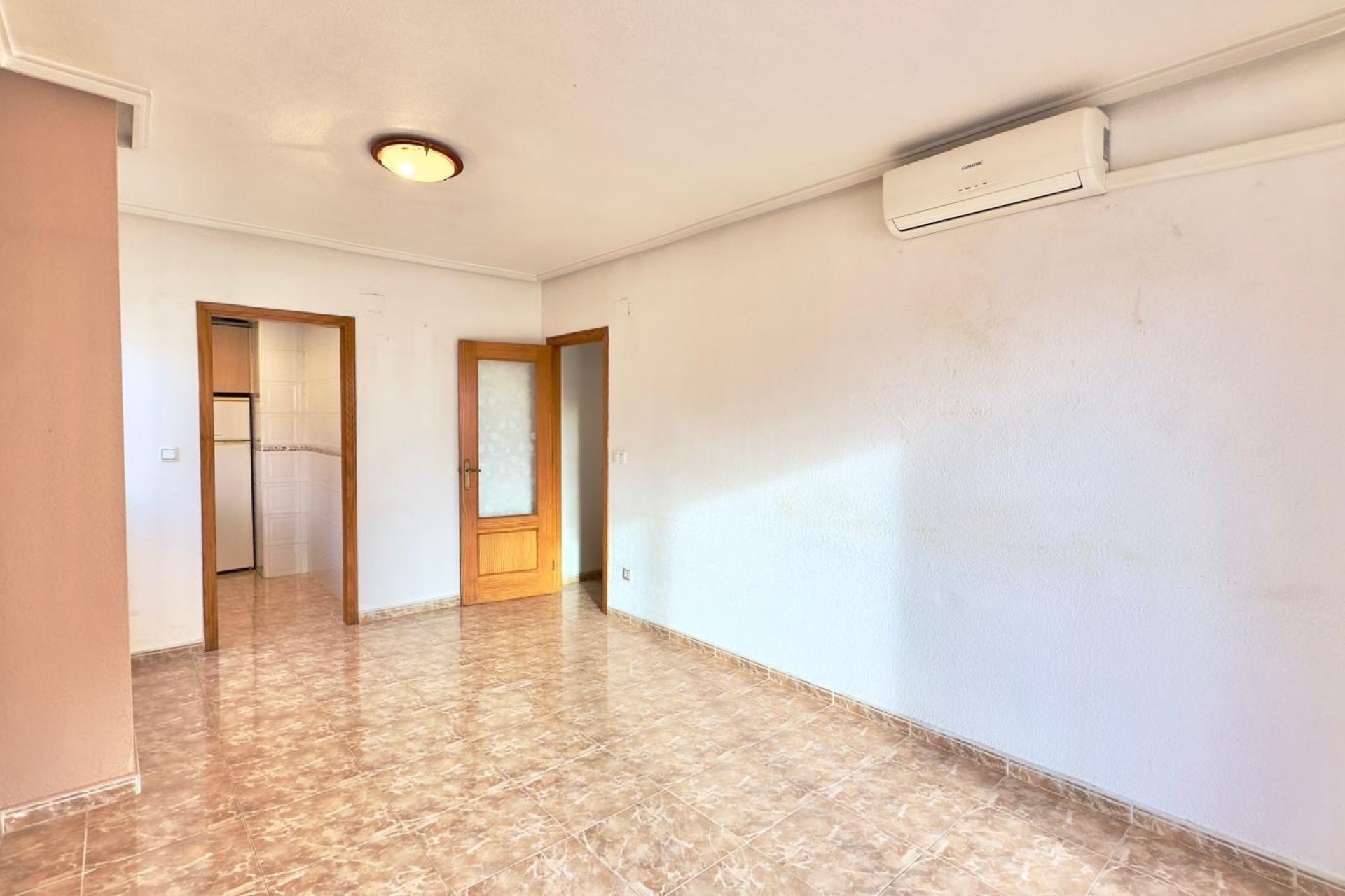 Használt Ingatlanok - Apartman -
Torrevieja - Playa del Cura