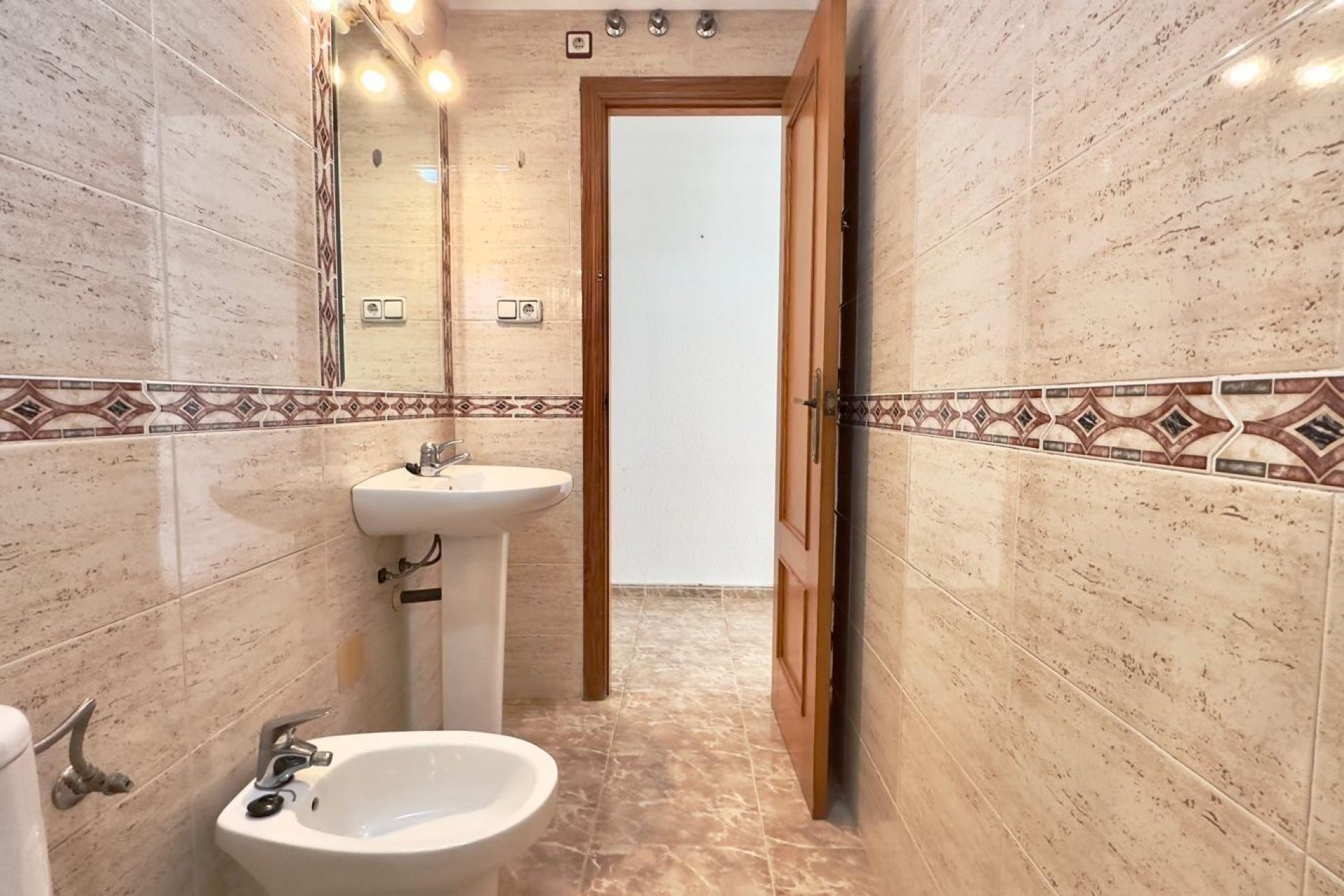 Használt Ingatlanok - Apartman -
Torrevieja - Playa del Cura