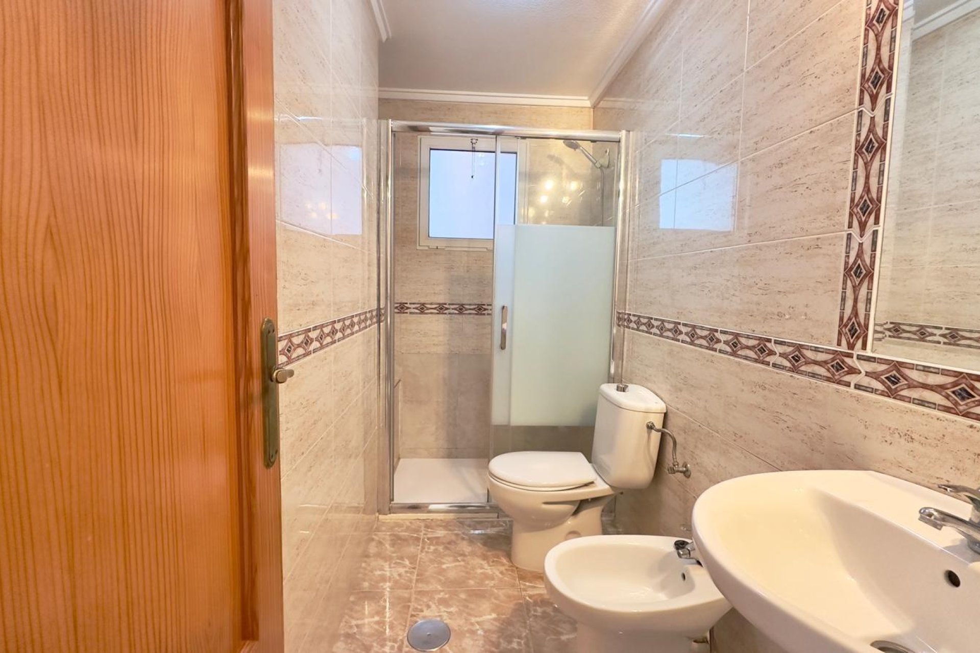 Használt Ingatlanok - Apartman -
Torrevieja - Playa del Cura