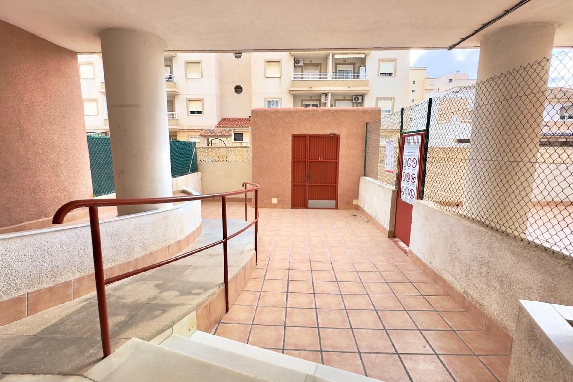 Használt Ingatlanok - Apartman -
Torrevieja - Playa del Cura
