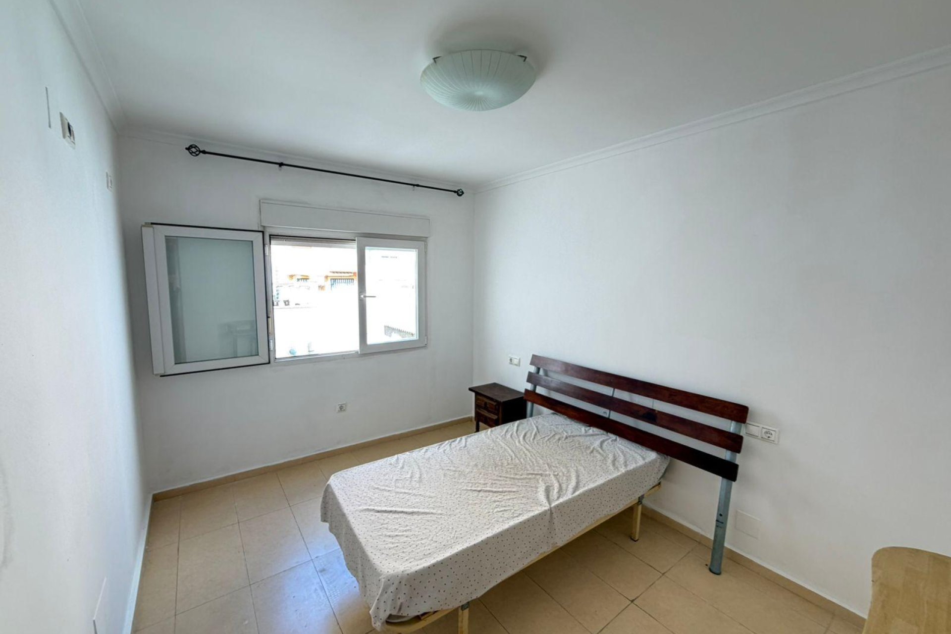 Használt Ingatlanok - Apartman -
Torrevieja - Playa del Cura