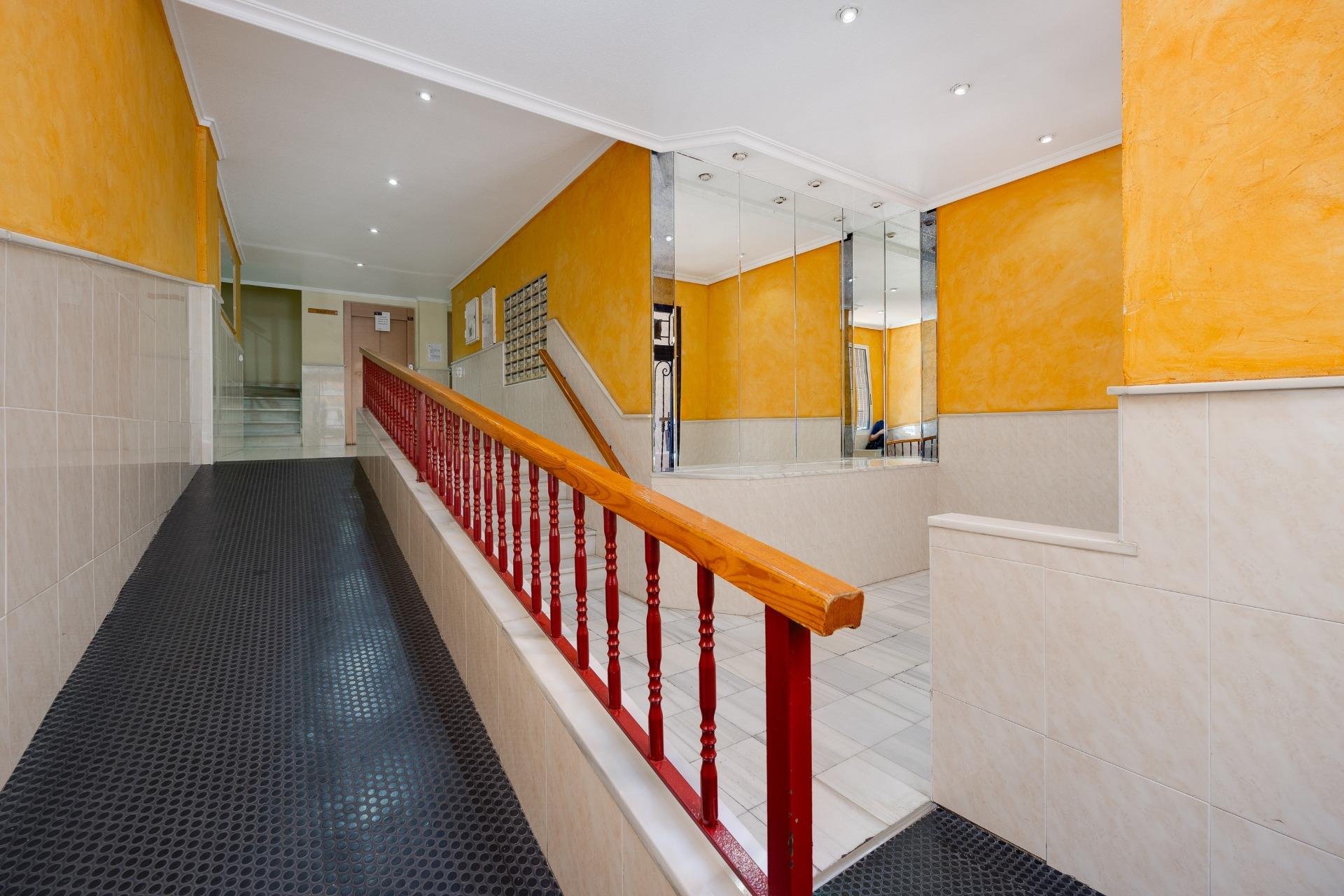 Használt Ingatlanok - Apartman -
Torrevieja - Playa del Cura