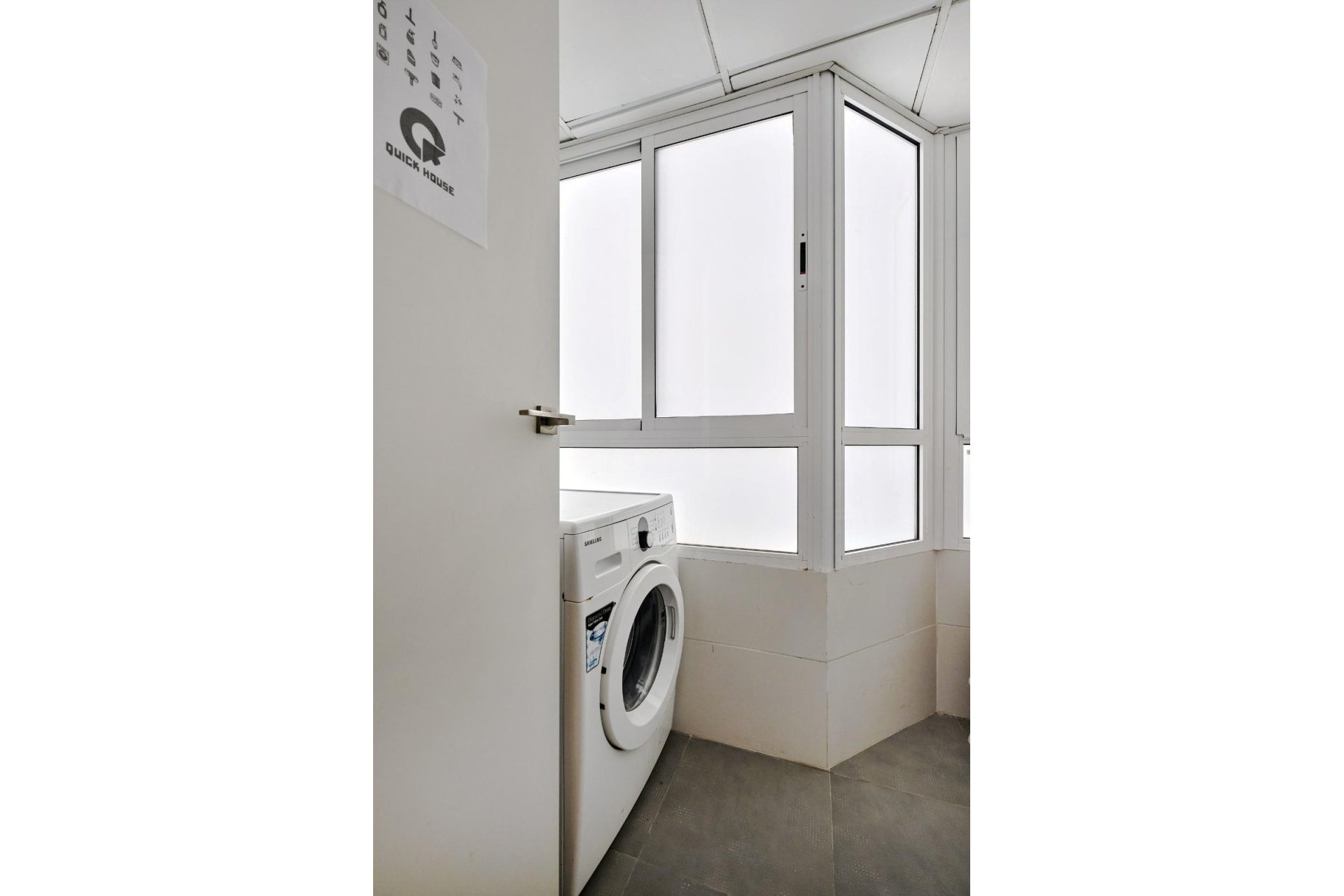 Használt Ingatlanok - Apartman -
Torrevieja - Playa del Cura