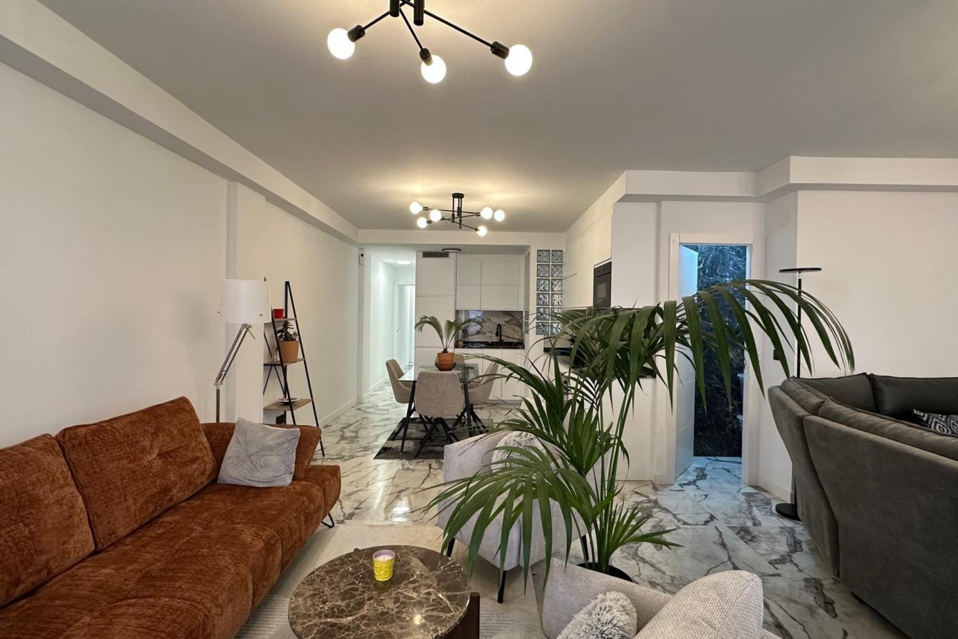 Használt Ingatlanok - Apartman -
Torrevieja - Playa del Cura