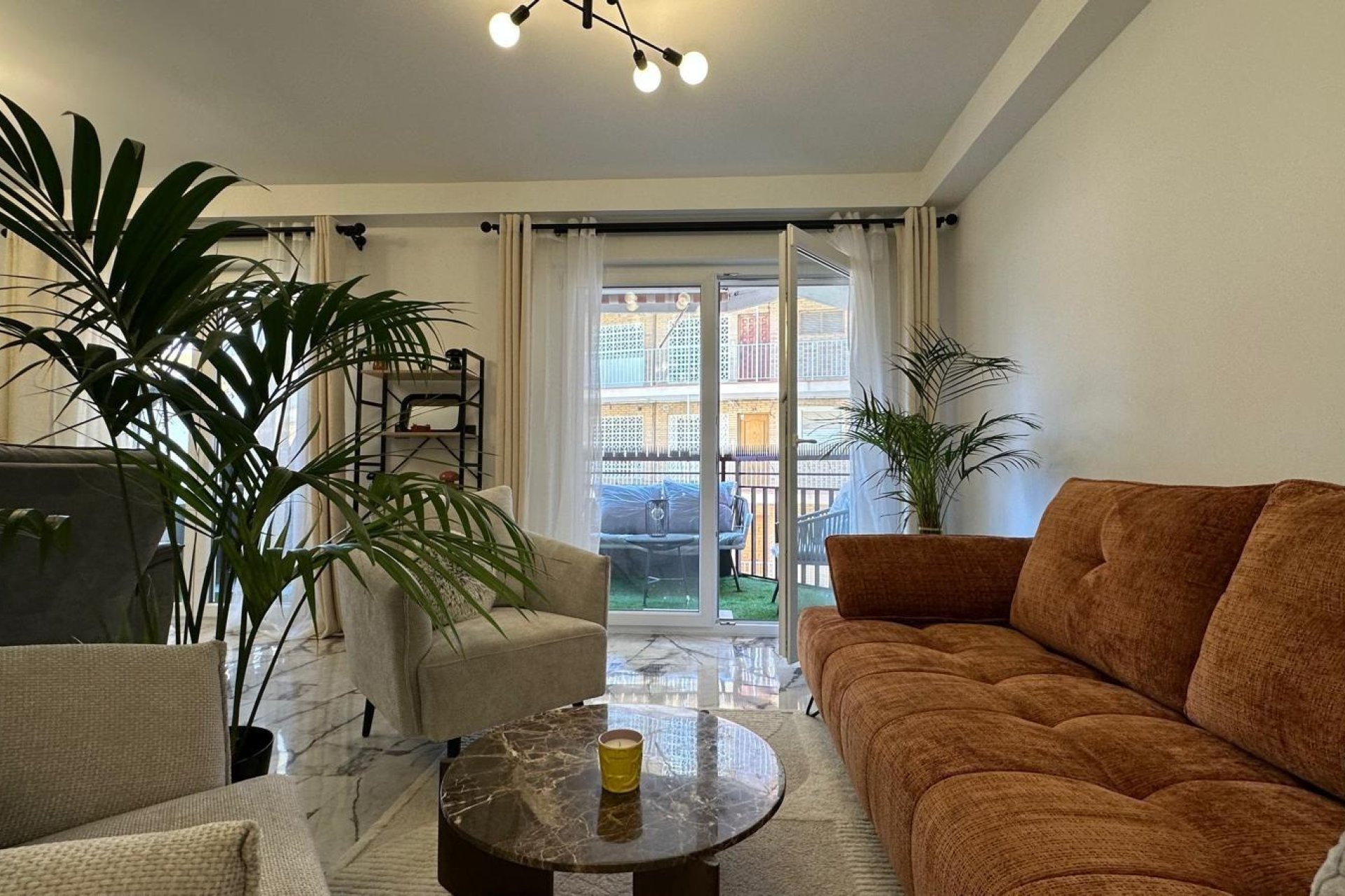 Használt Ingatlanok - Apartman -
Torrevieja - Playa del Cura