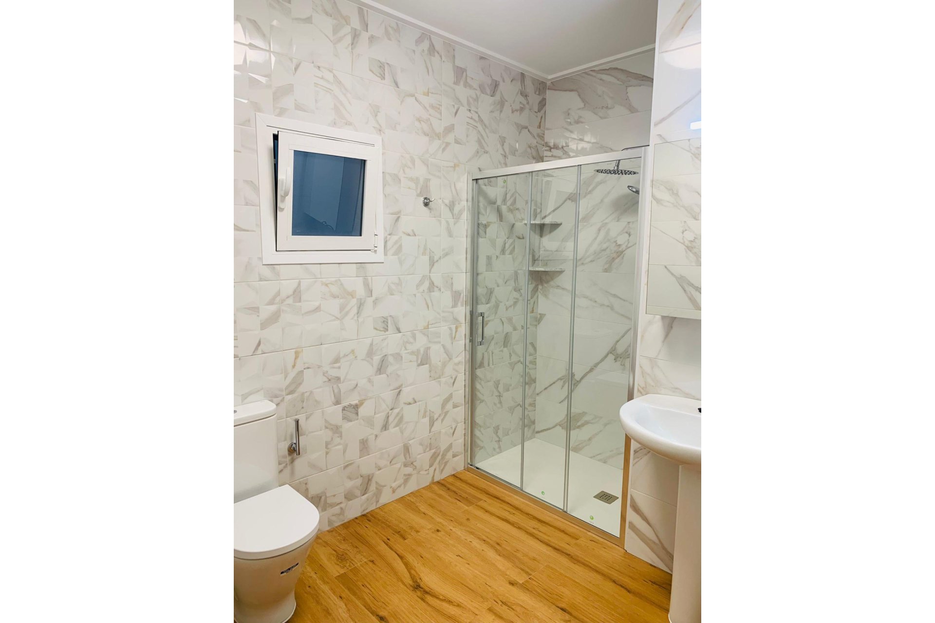 Használt Ingatlanok - Apartman -
Torrevieja - Playa del Cura