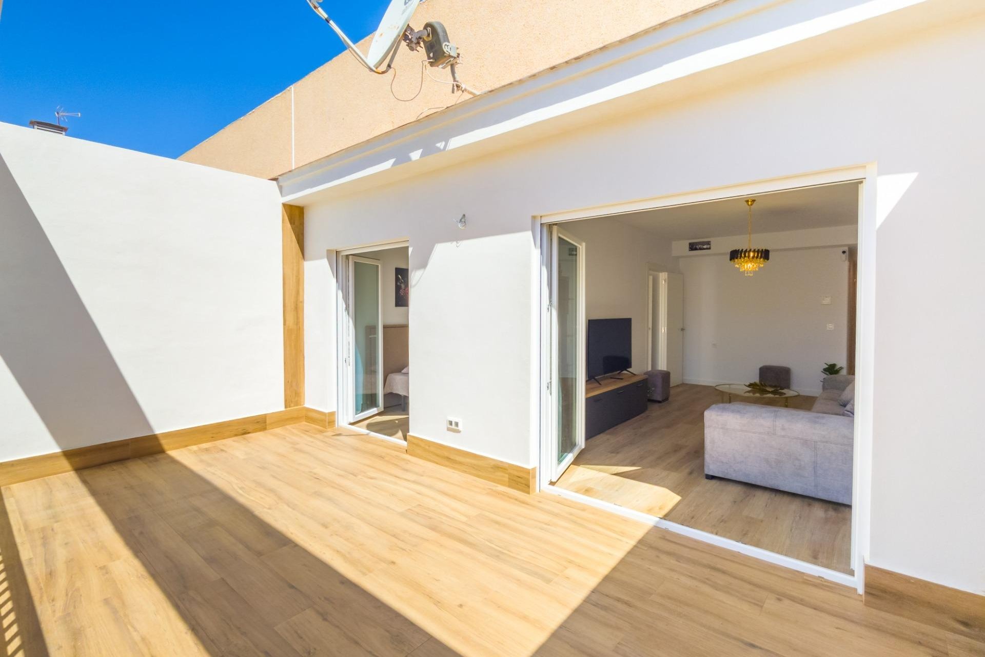 Használt Ingatlanok - Apartman -
Torrevieja - Playa del Cura