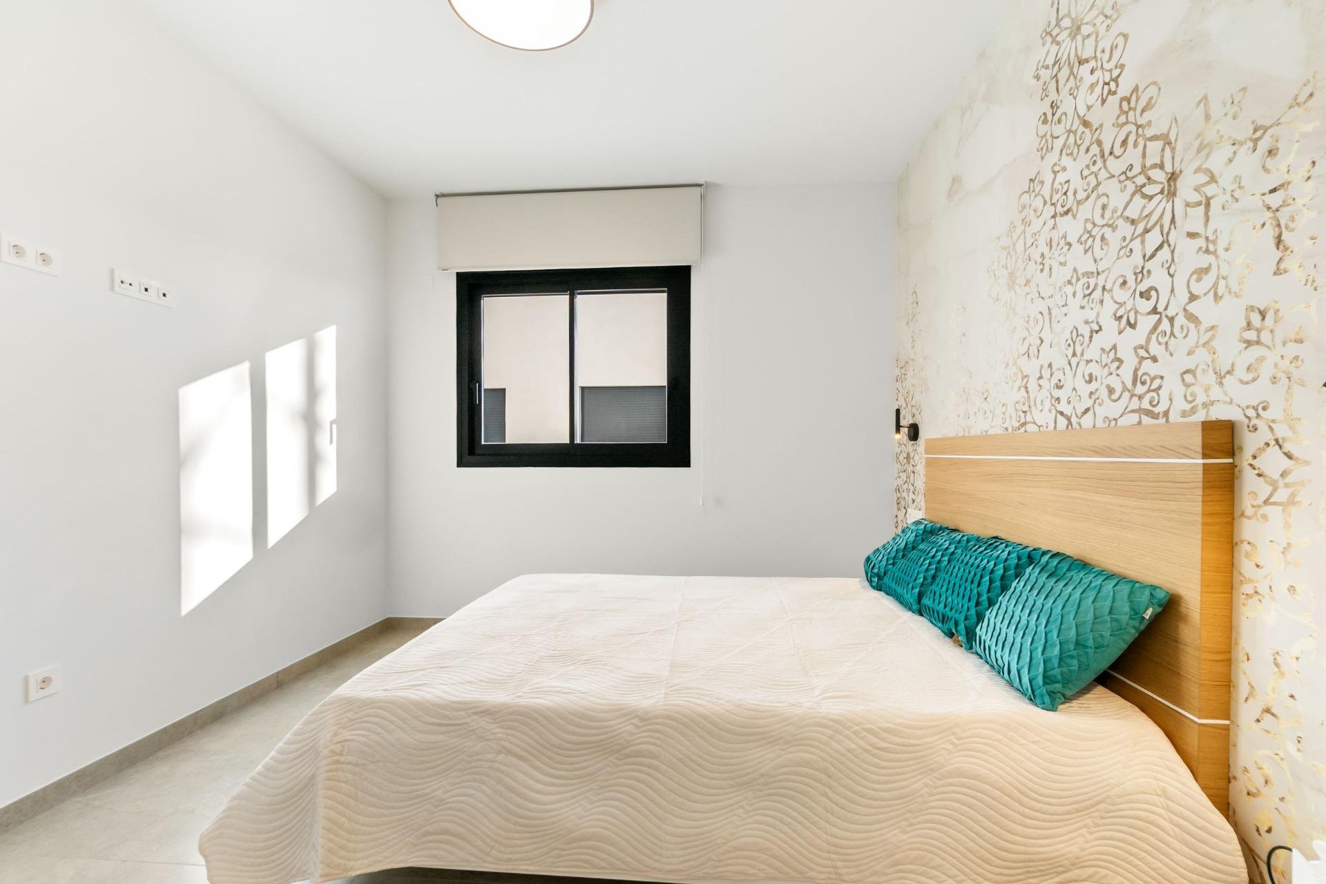 Használt Ingatlanok - Apartman -
Torrevieja - Playa del Cura