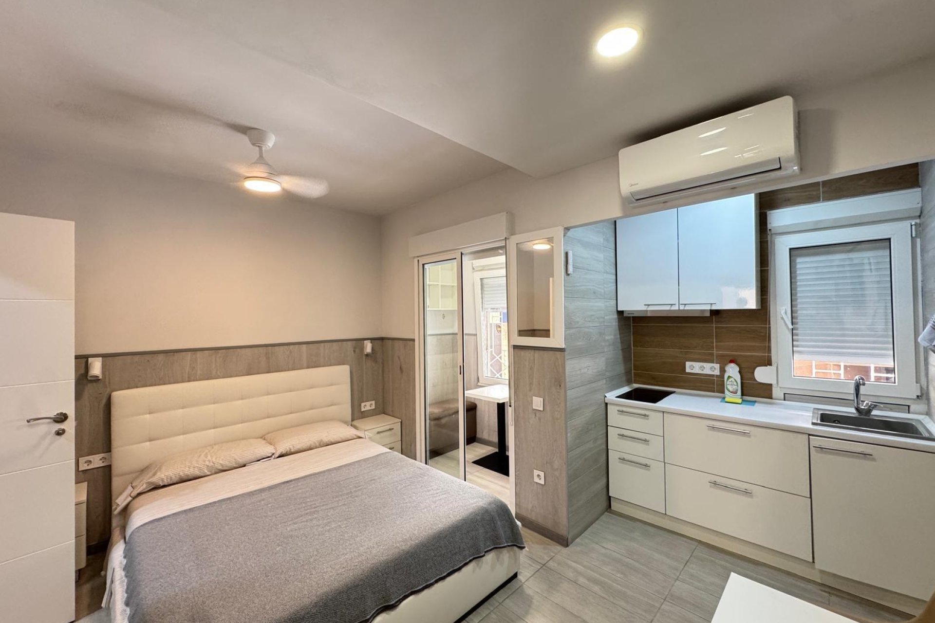 Használt Ingatlanok - Apartman -
Torrevieja - Playa del Cura
