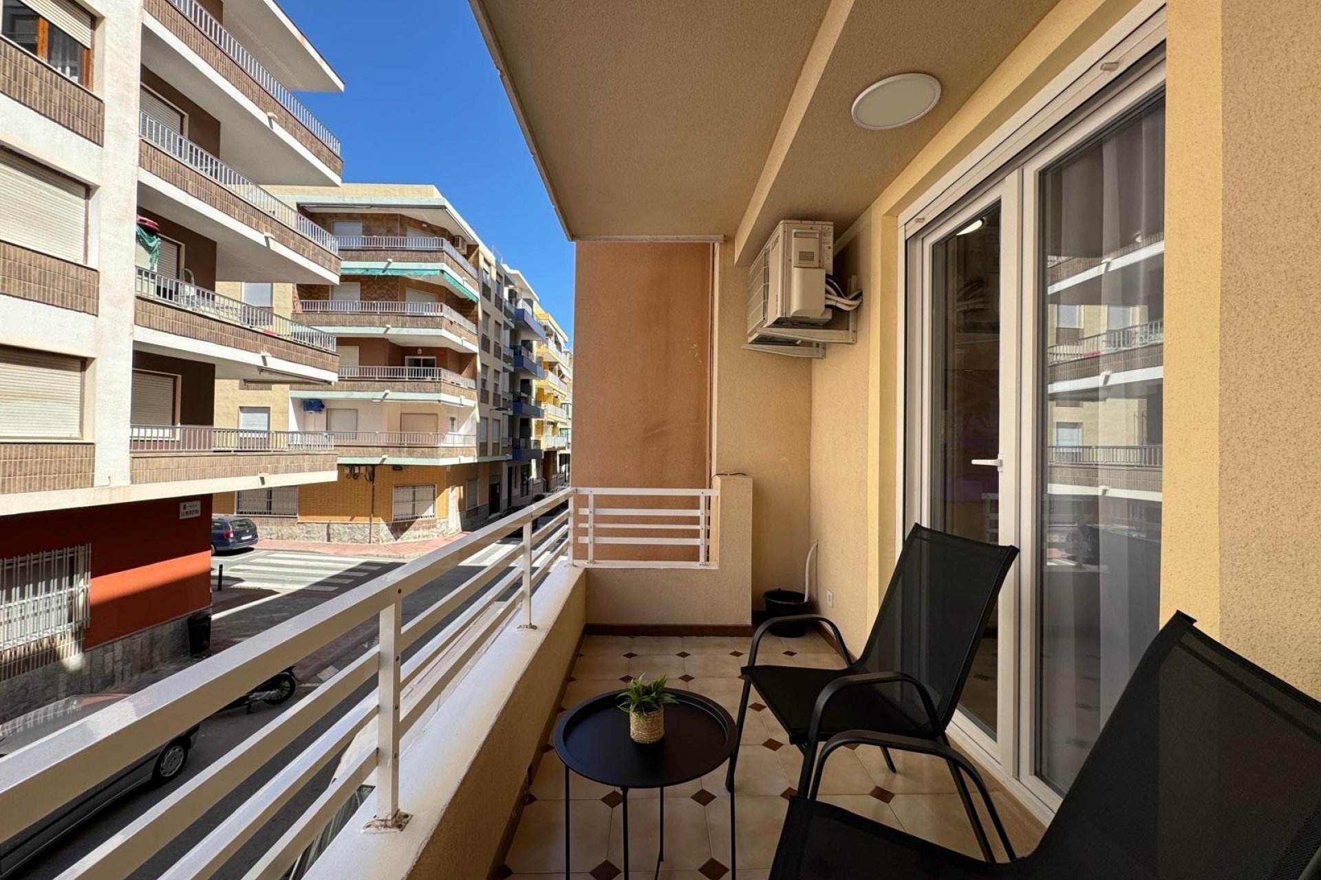Használt Ingatlanok - Apartman -
Torrevieja - Playa del Cura