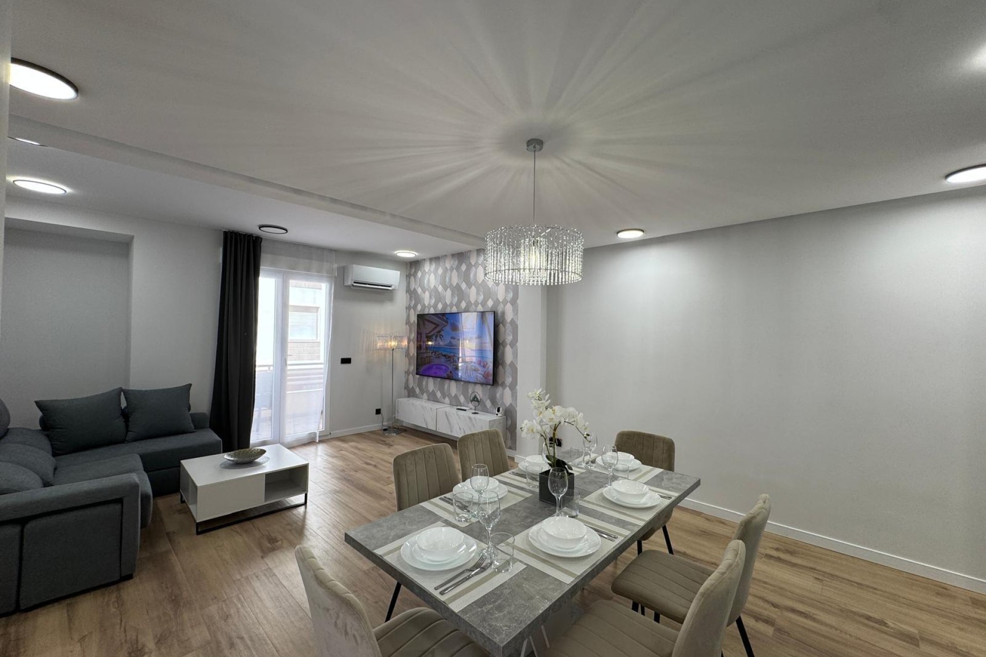 Használt Ingatlanok - Apartman -
Torrevieja - Playa del Cura