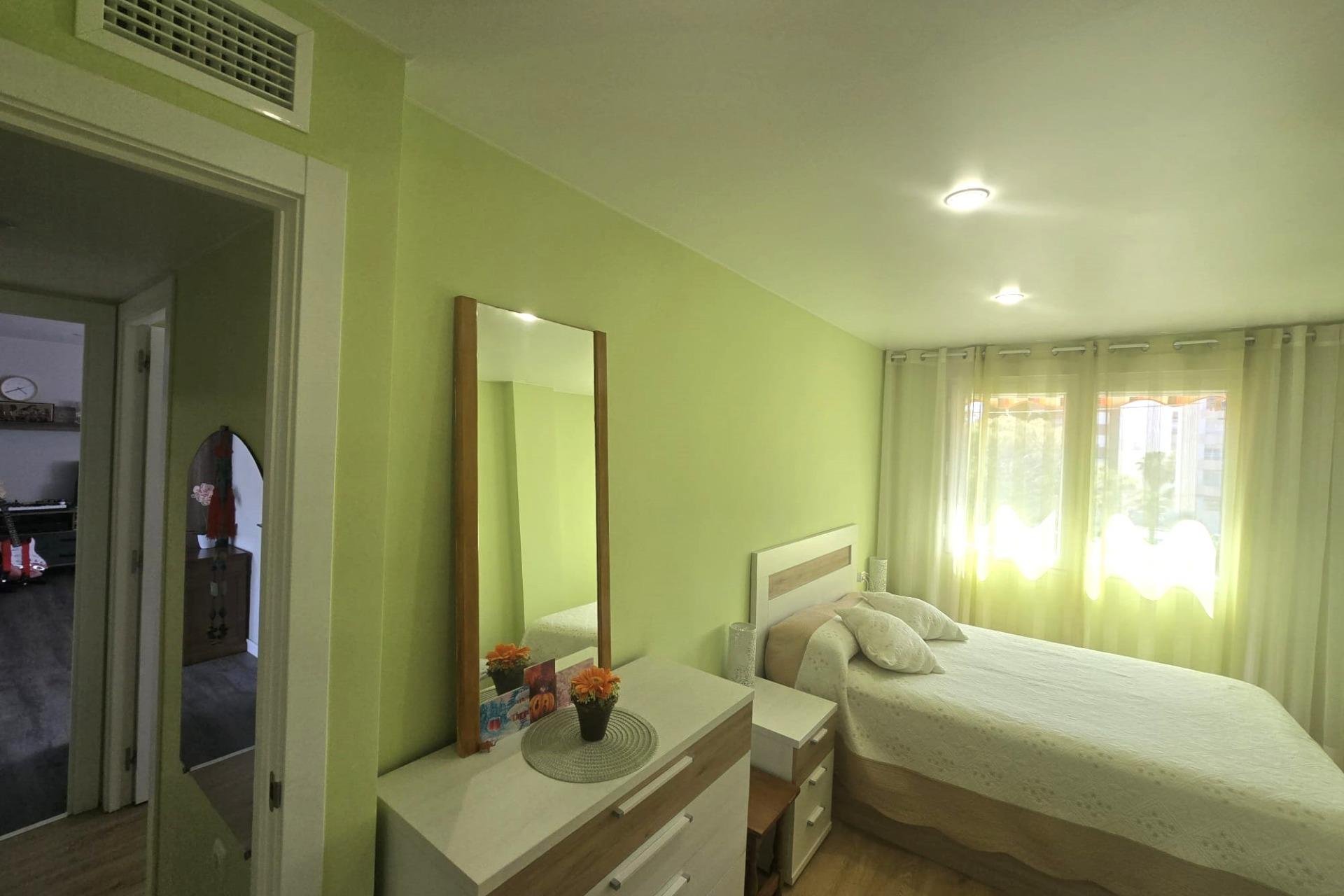 Használt Ingatlanok - Apartman -
Torrevieja - Playa del Cura
