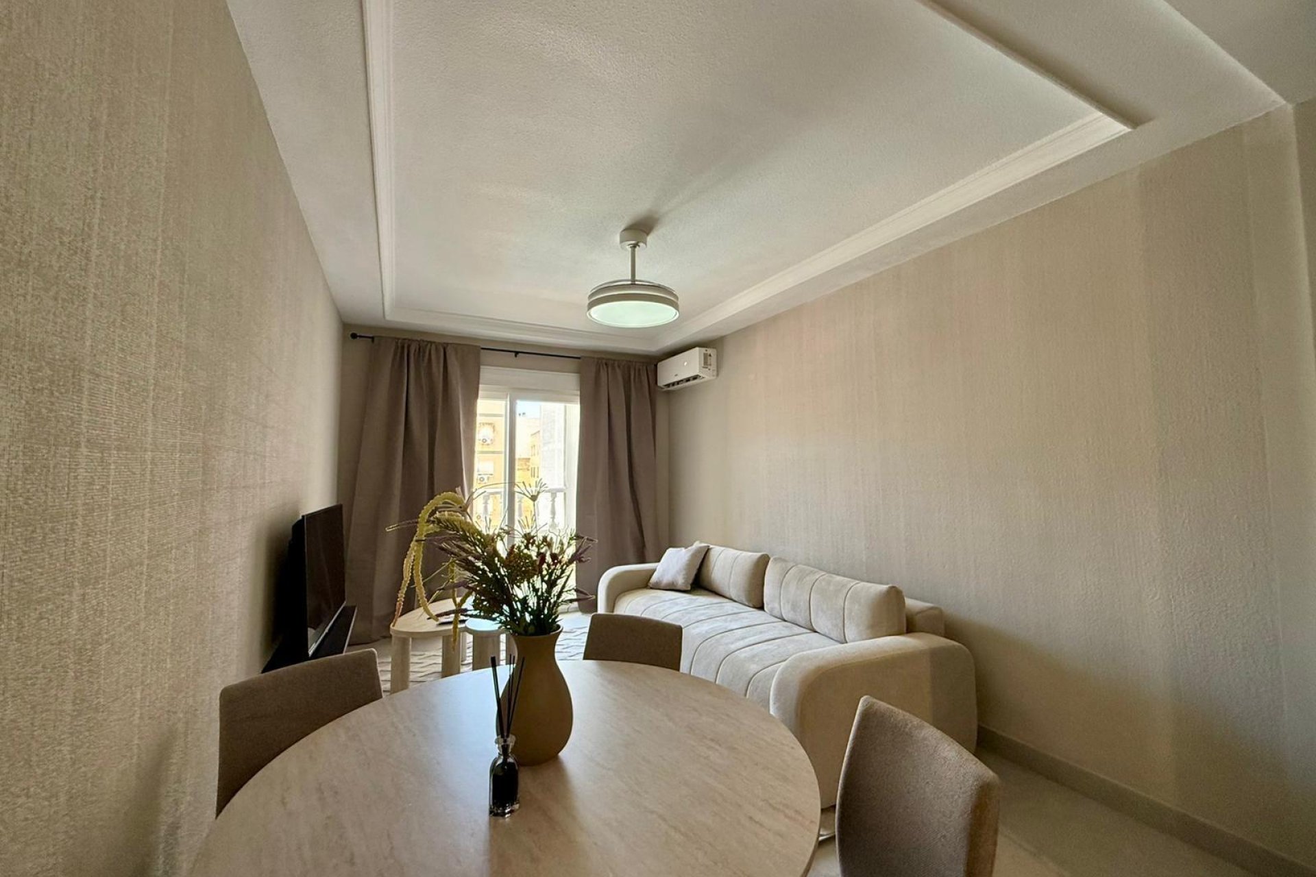 Használt Ingatlanok - Apartman -
Torrevieja - Playa del Cura