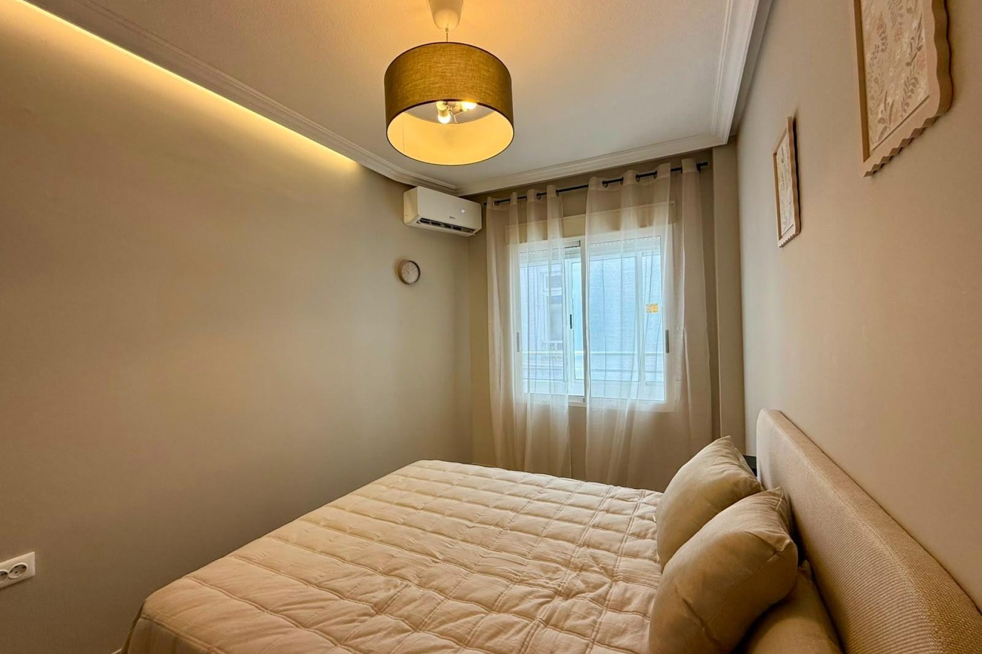 Használt Ingatlanok - Apartman -
Torrevieja - Playa del Cura