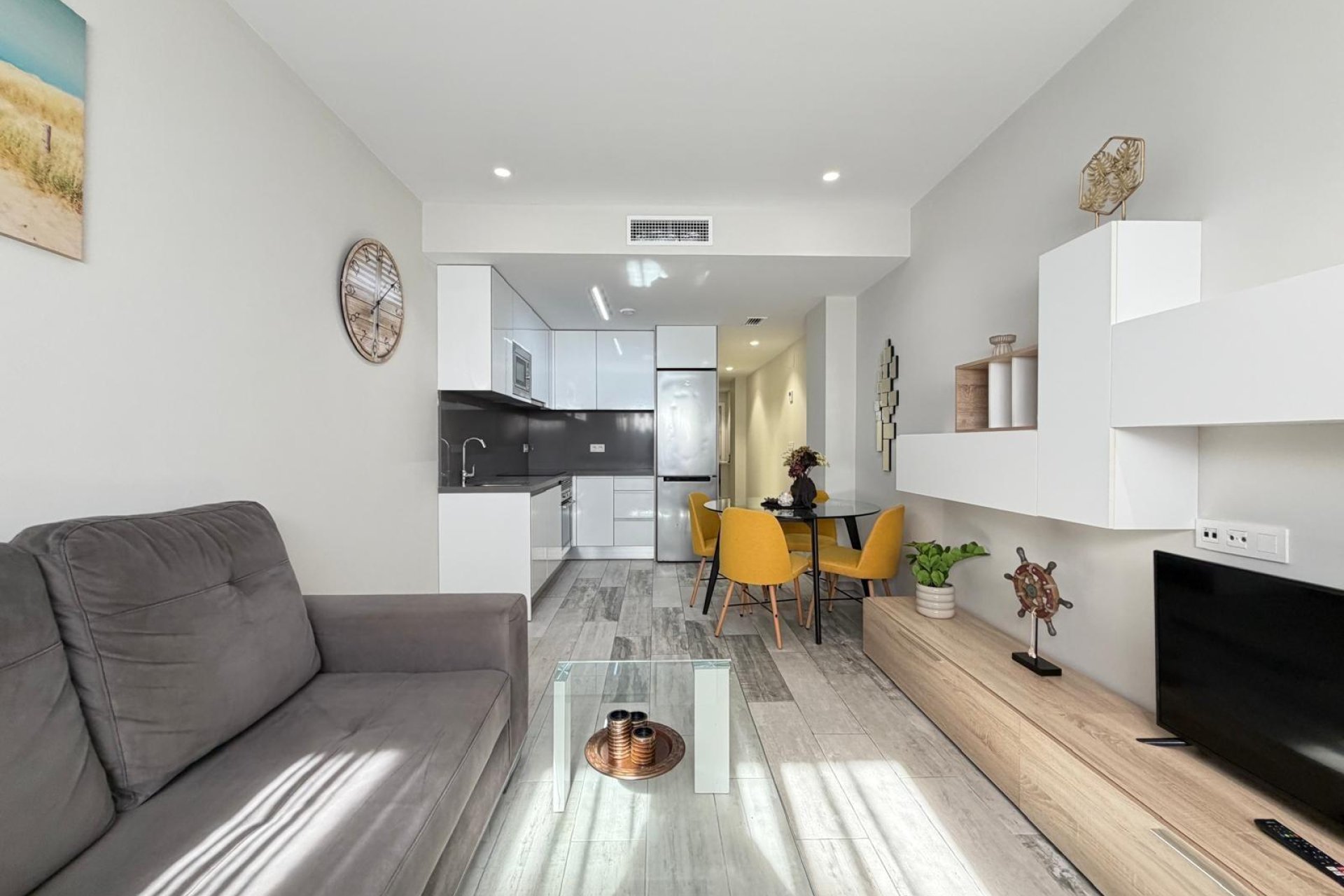 Használt Ingatlanok - Apartman -
Torrevieja - Playa del Cura