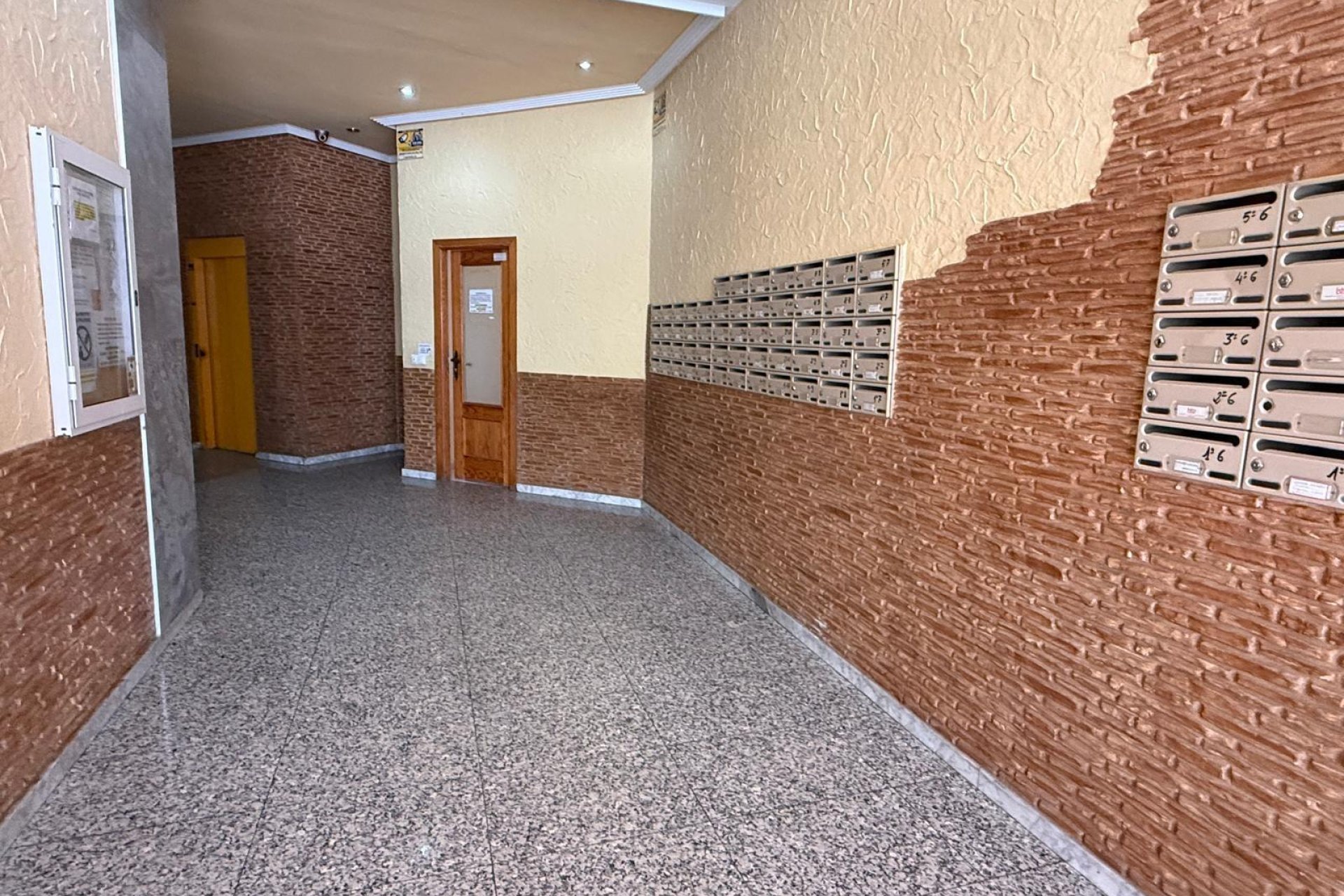 Használt Ingatlanok - Apartman -
Torrevieja - Playa del Cura