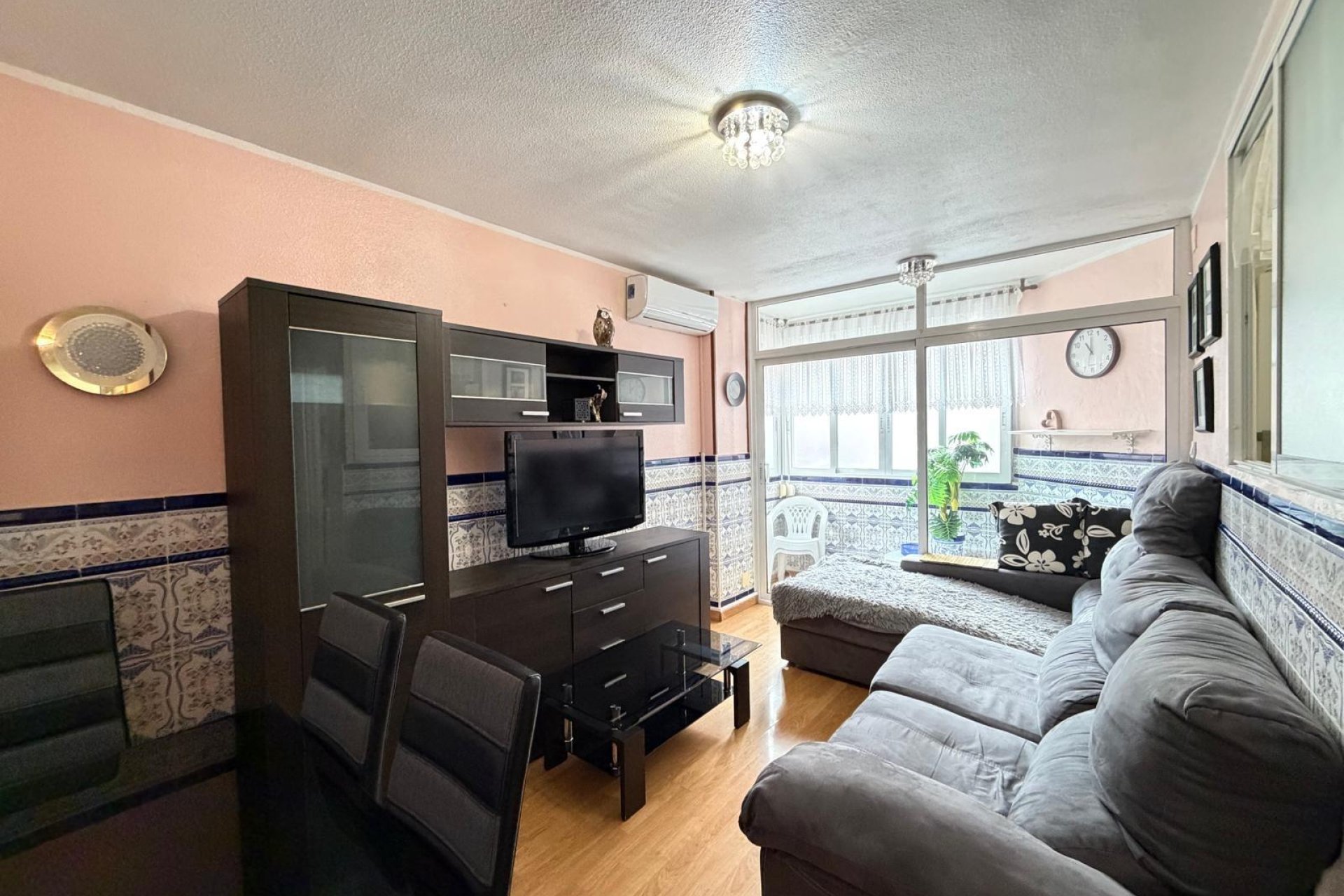 Használt Ingatlanok - Apartman -
Torrevieja - Playa del Cura