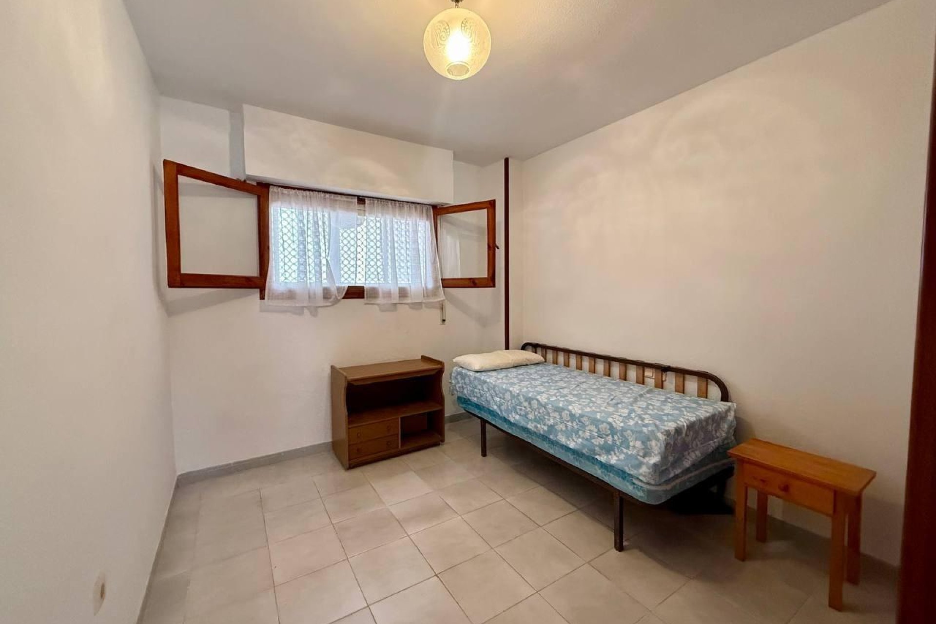 Használt Ingatlanok - Apartman -
Torrevieja - Playa del Cura