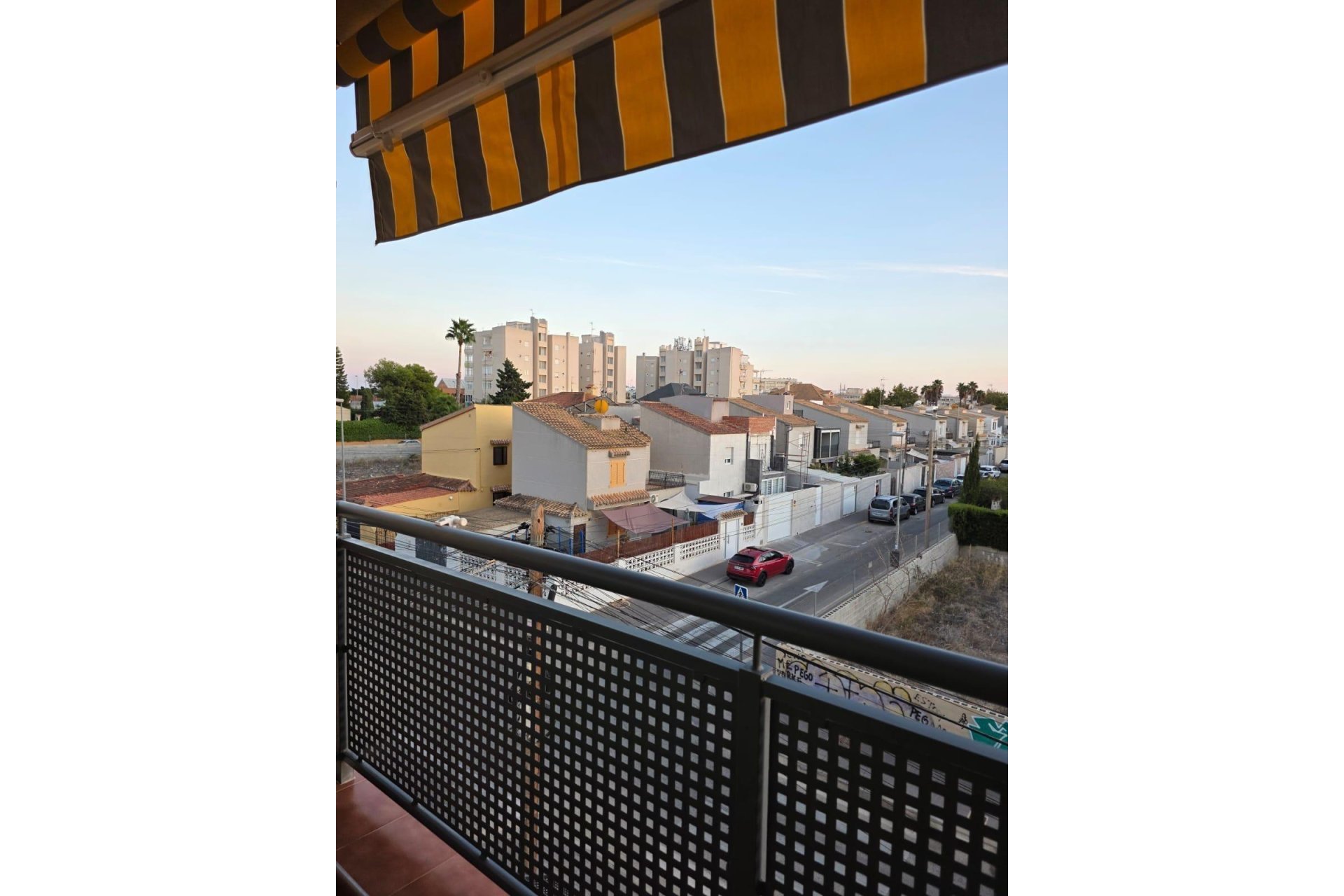 Használt Ingatlanok - Apartman -
Torrevieja - Playa del Cura