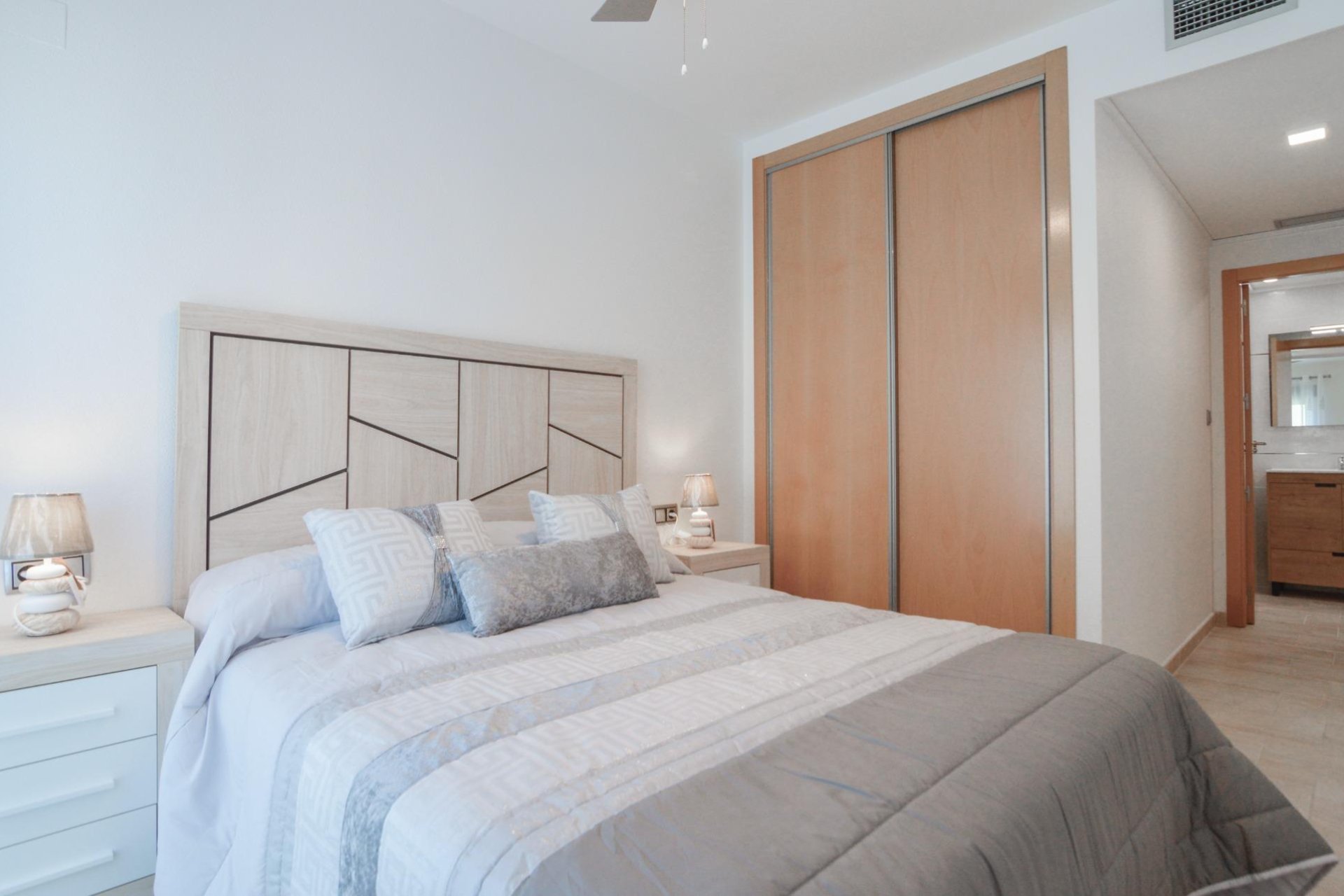 Használt Ingatlanok - Apartman -
Torrevieja - Playa del Cura