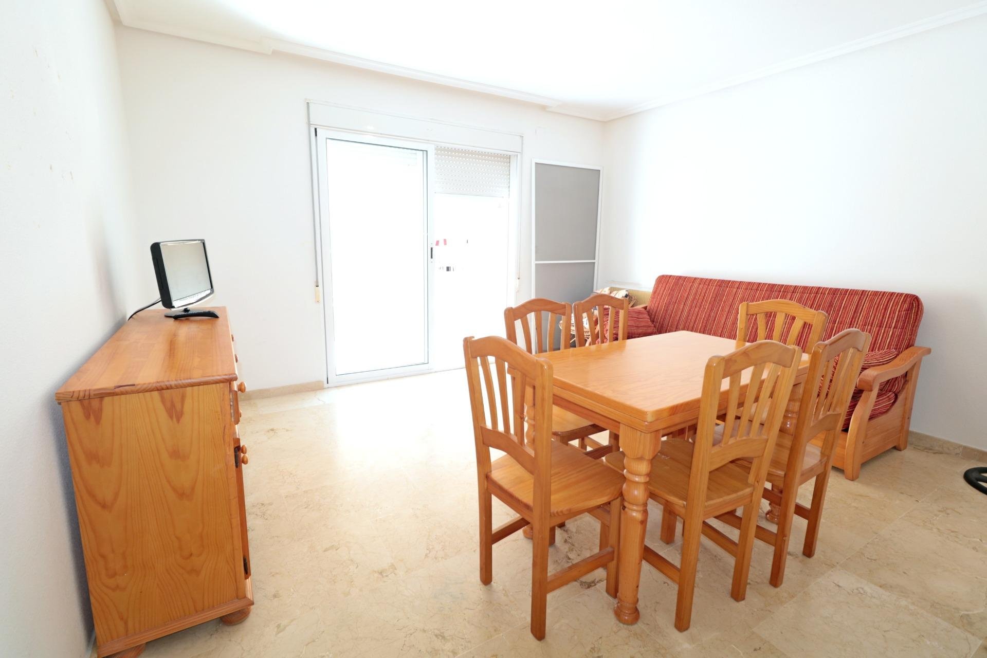 Használt Ingatlanok - Apartman -
Torrevieja - Playa del Cura