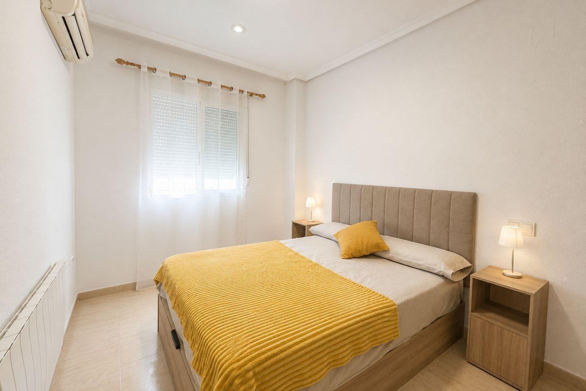 Használt Ingatlanok - Apartman -
Torrevieja - Playa del Cura