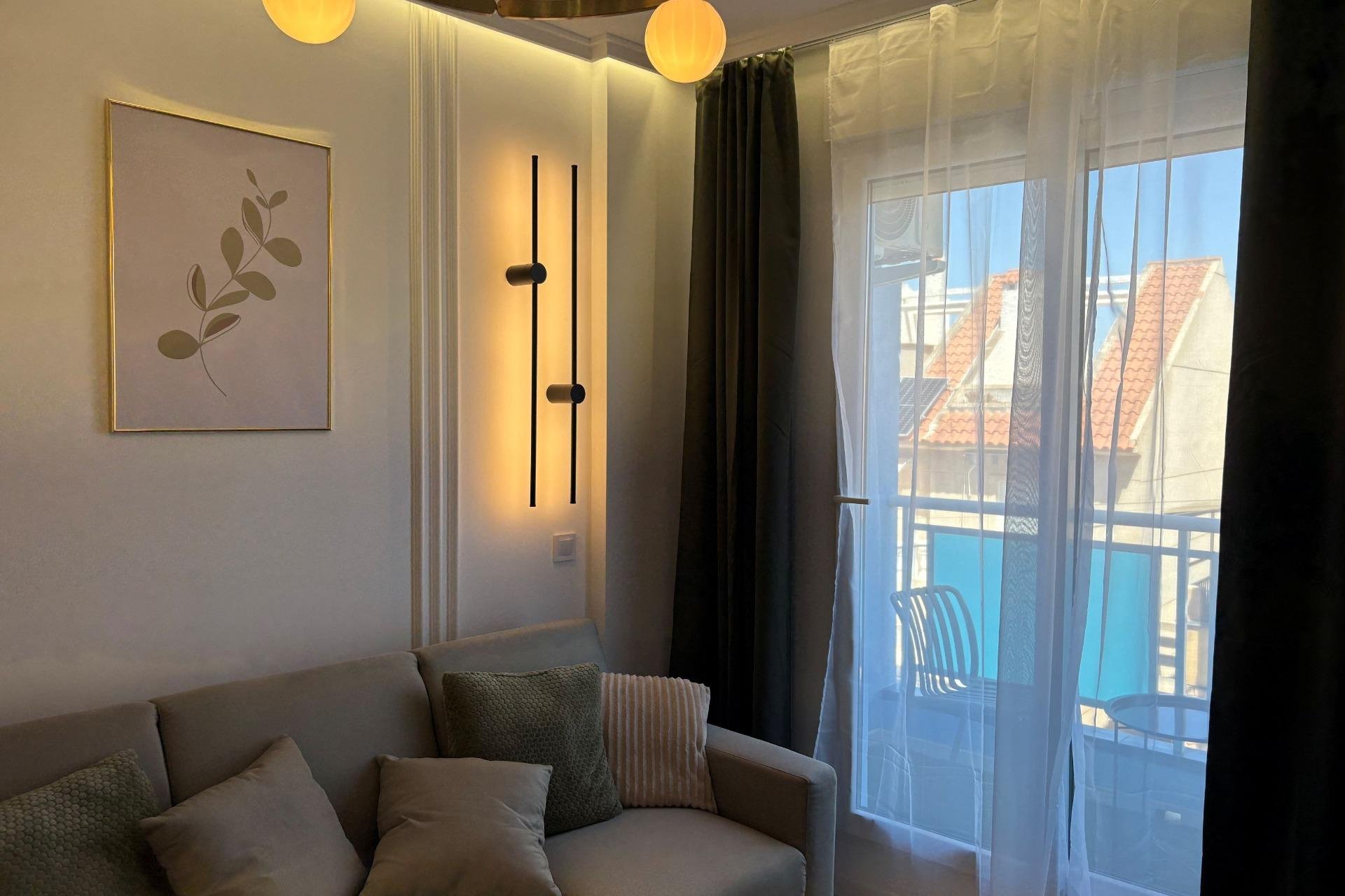 Használt Ingatlanok - Apartman -
Torrevieja - Playa del Cura