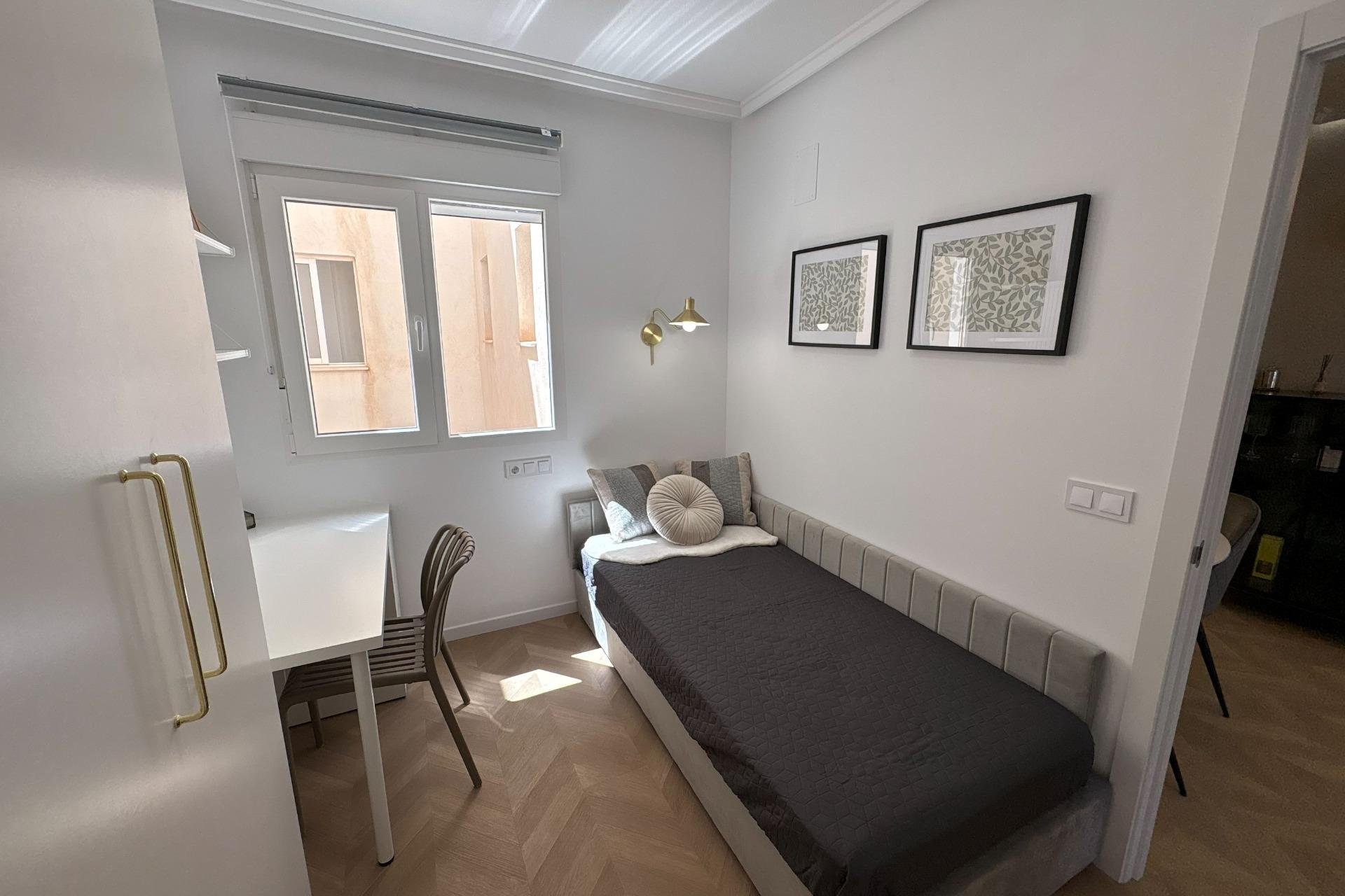 Használt Ingatlanok - Apartman -
Torrevieja - Playa del Cura