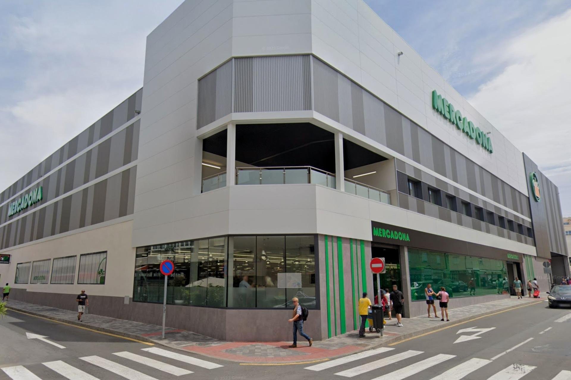 Használt Ingatlanok - Apartman -
Torrevieja - Playa del Cura
