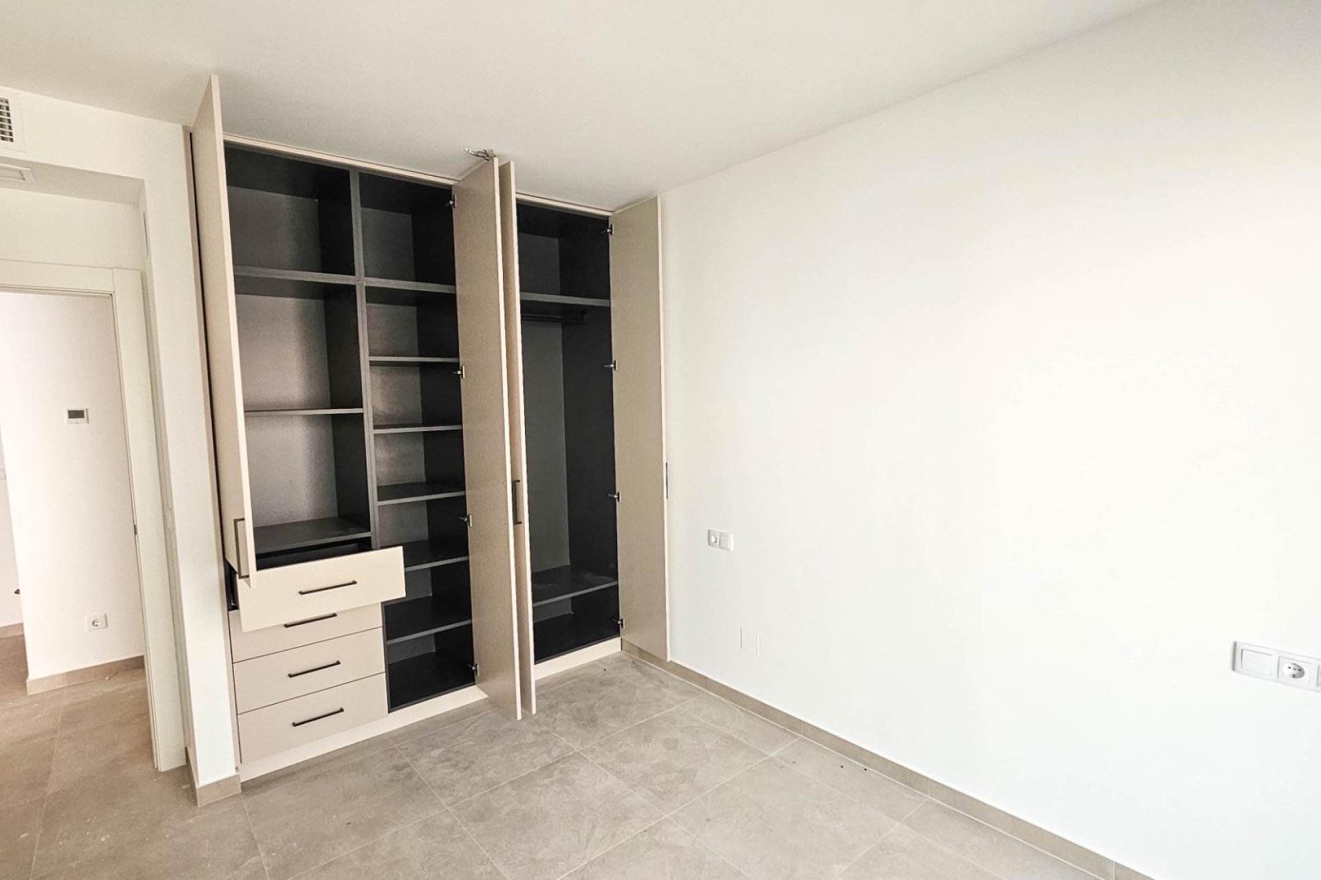 Használt Ingatlanok - Apartman -
Torrevieja - Playa del Cura