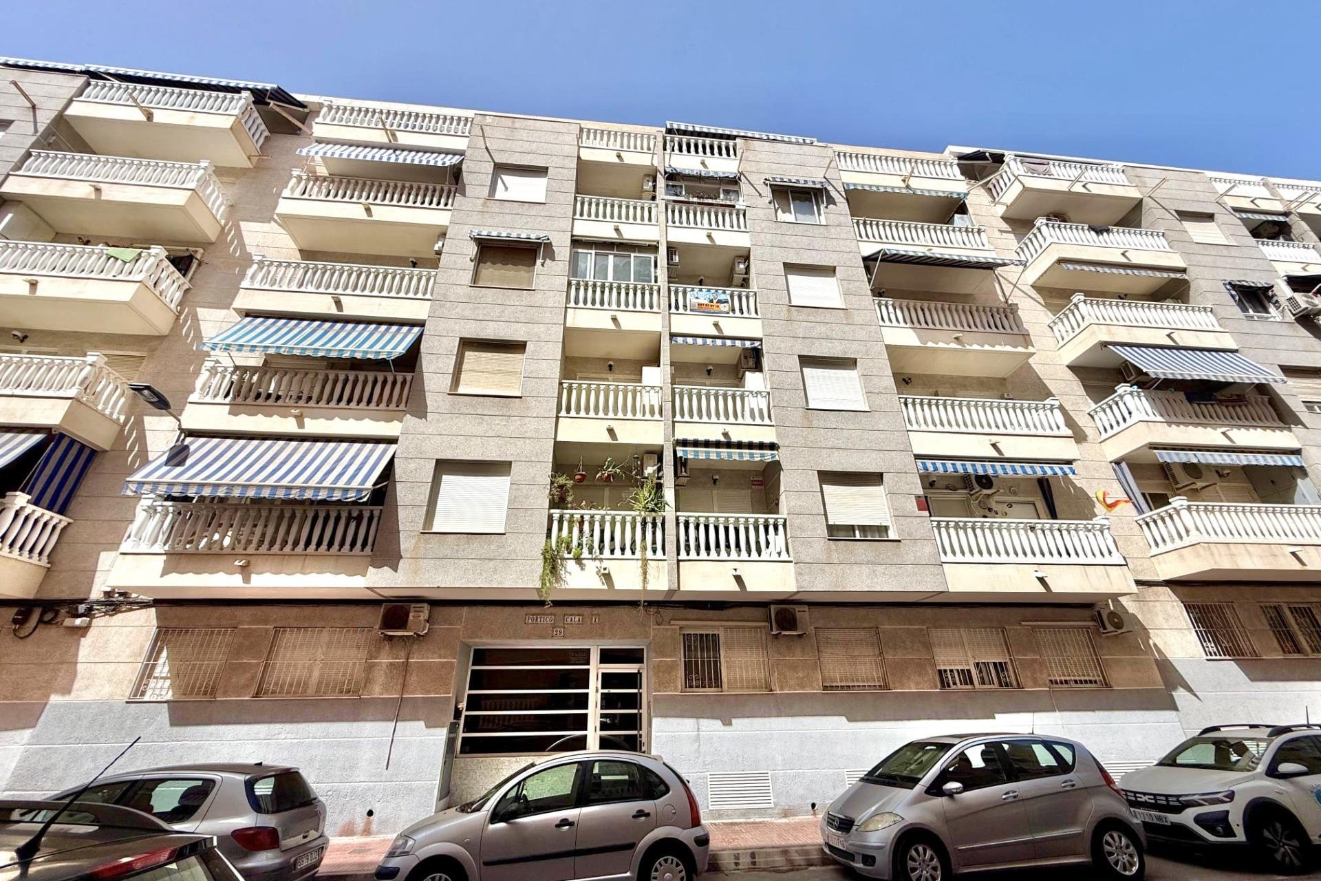 Használt Ingatlanok - Apartman -
Torrevieja - Playa del Cura