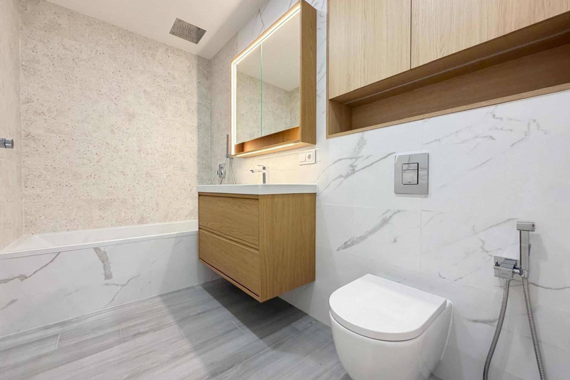 Használt Ingatlanok - Apartman -
Torrevieja - Playa del Cura