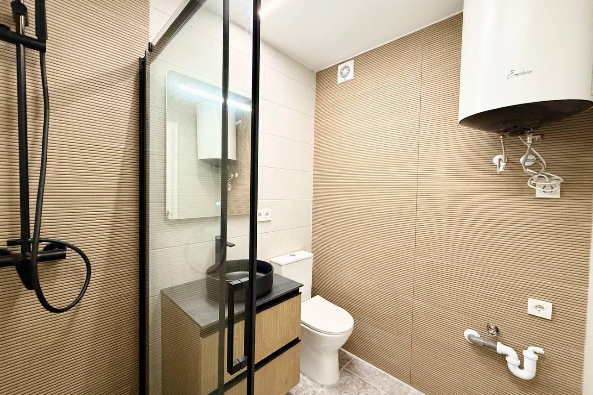 Használt Ingatlanok - Apartman -
Torrevieja - Playa del Cura