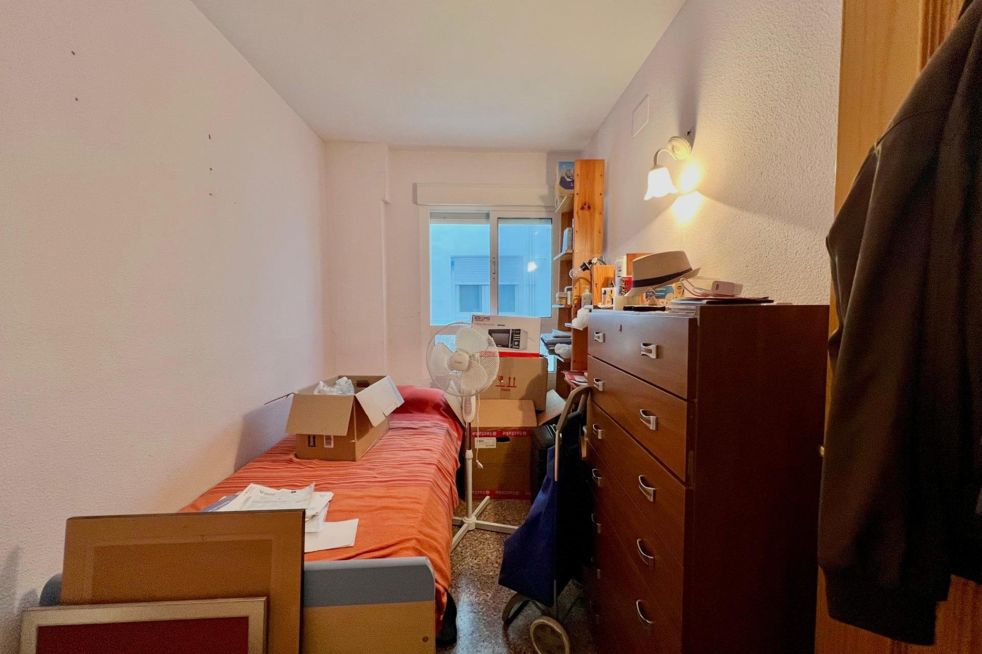 Használt Ingatlanok - Apartman -
Torrevieja - Puerto Deportivo