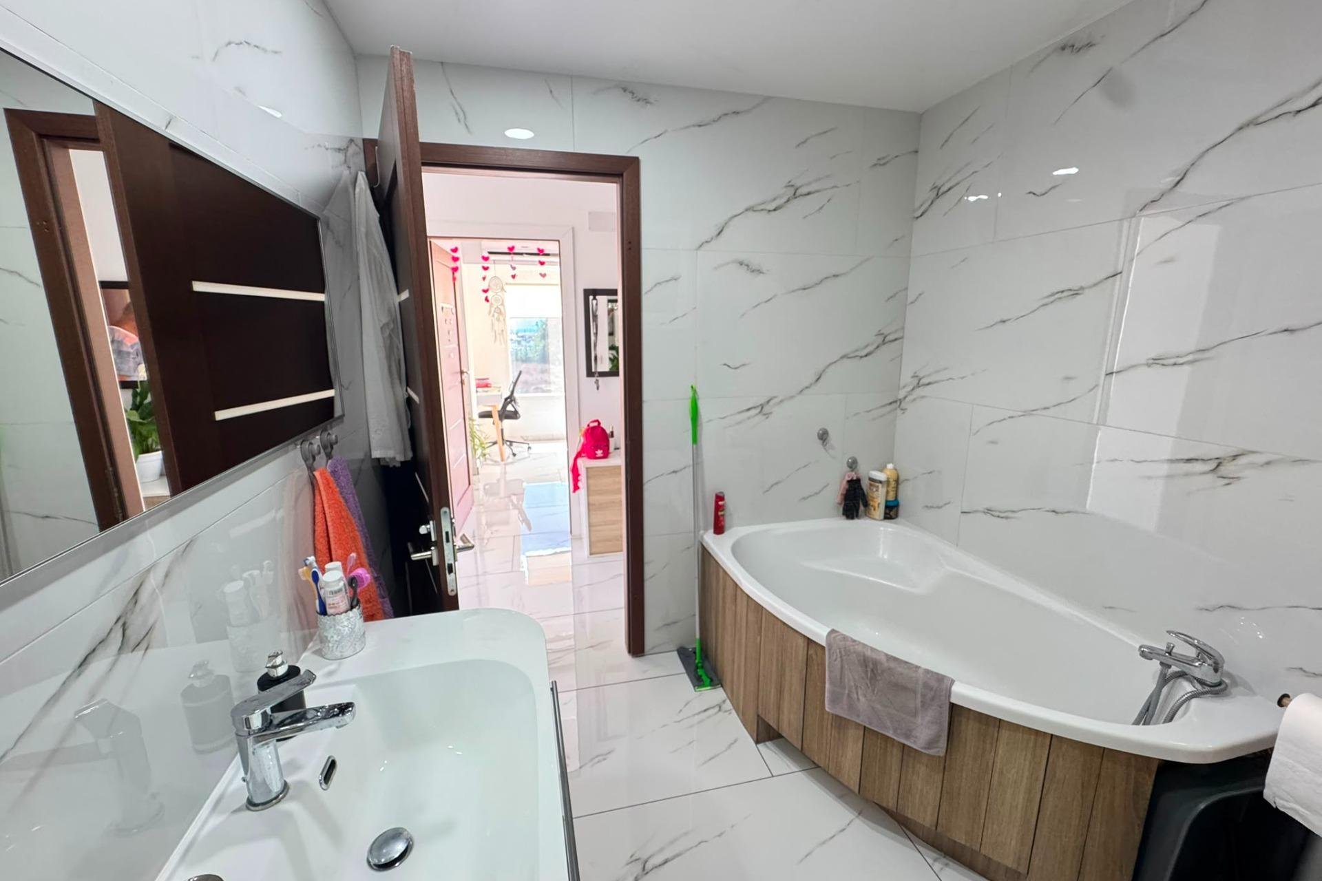 Használt Ingatlanok - Apartman -
Torrevieja - Zona Los Frutales
