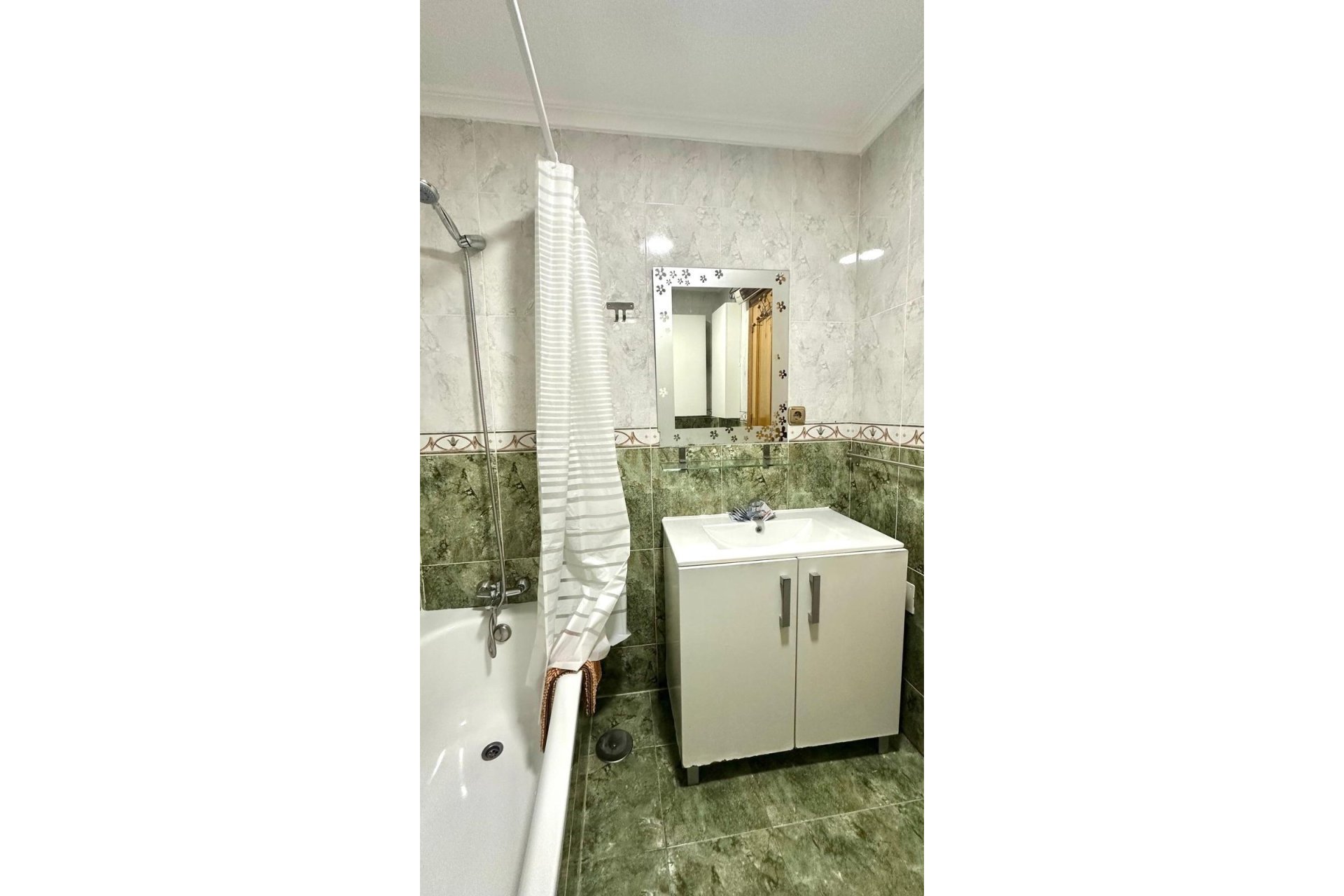 Használt Ingatlanok - Apartman -
Torrevieja
