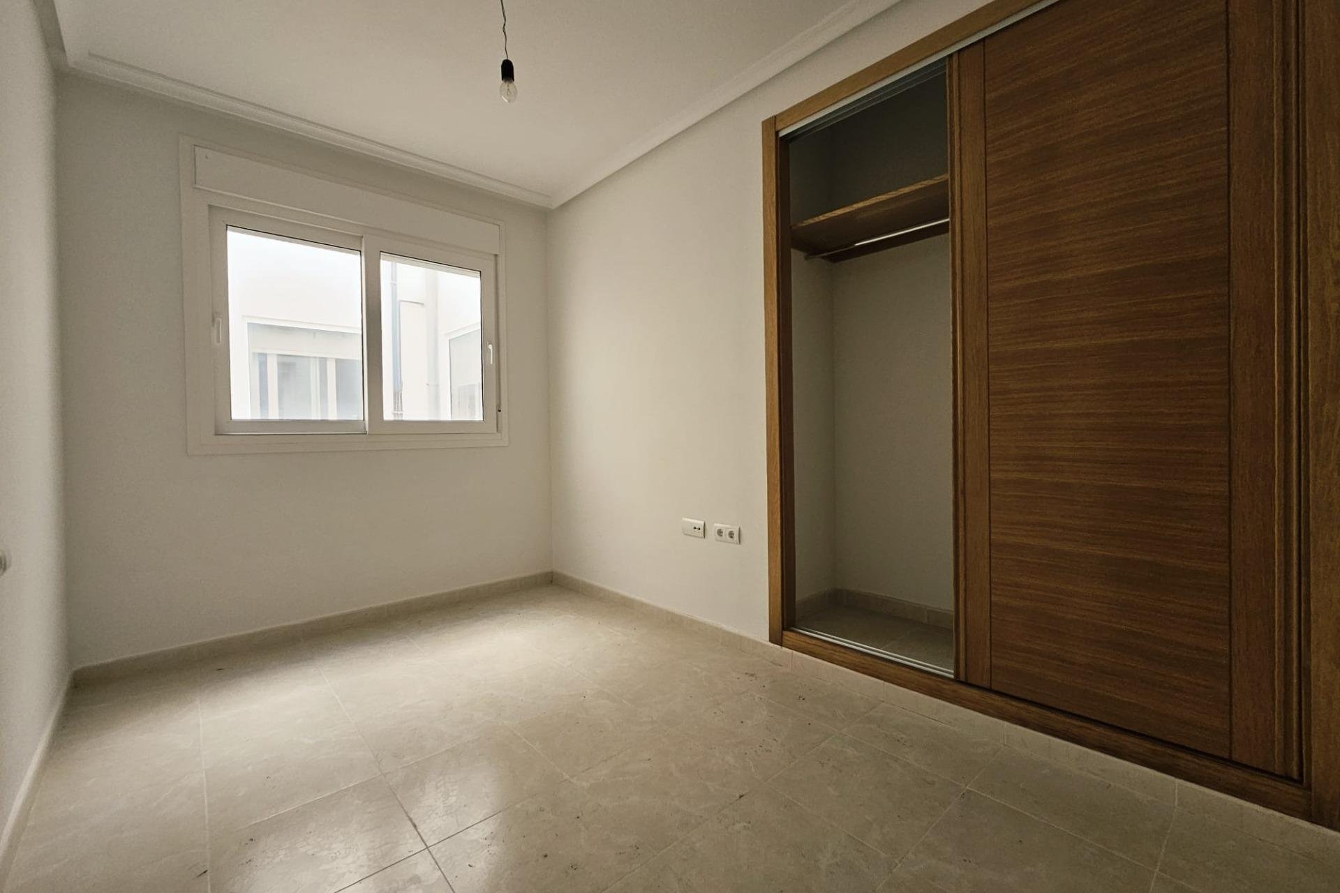 Használt Ingatlanok - Apartman -
Torrevieja