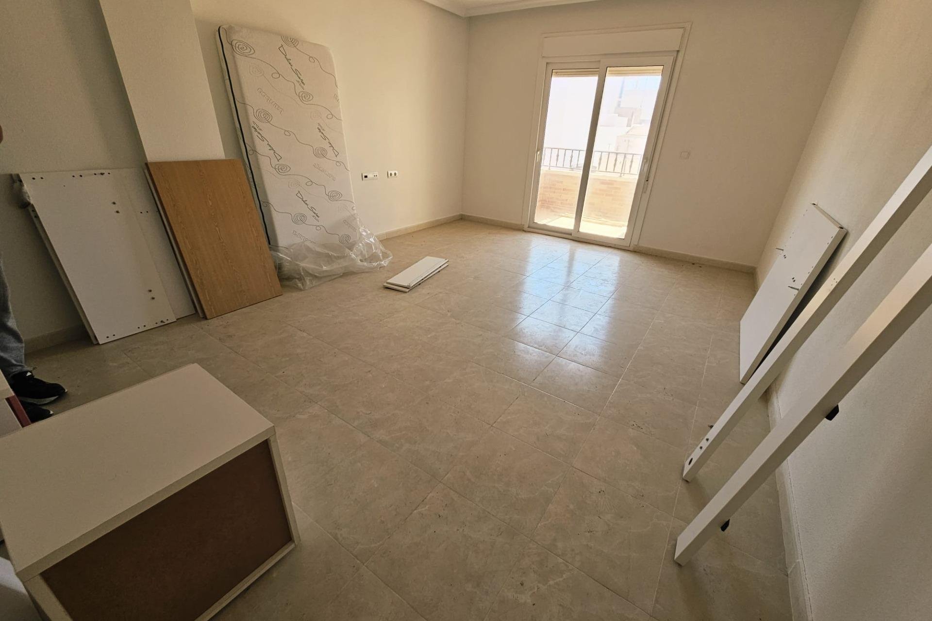 Használt Ingatlanok - Apartman -
Torrevieja