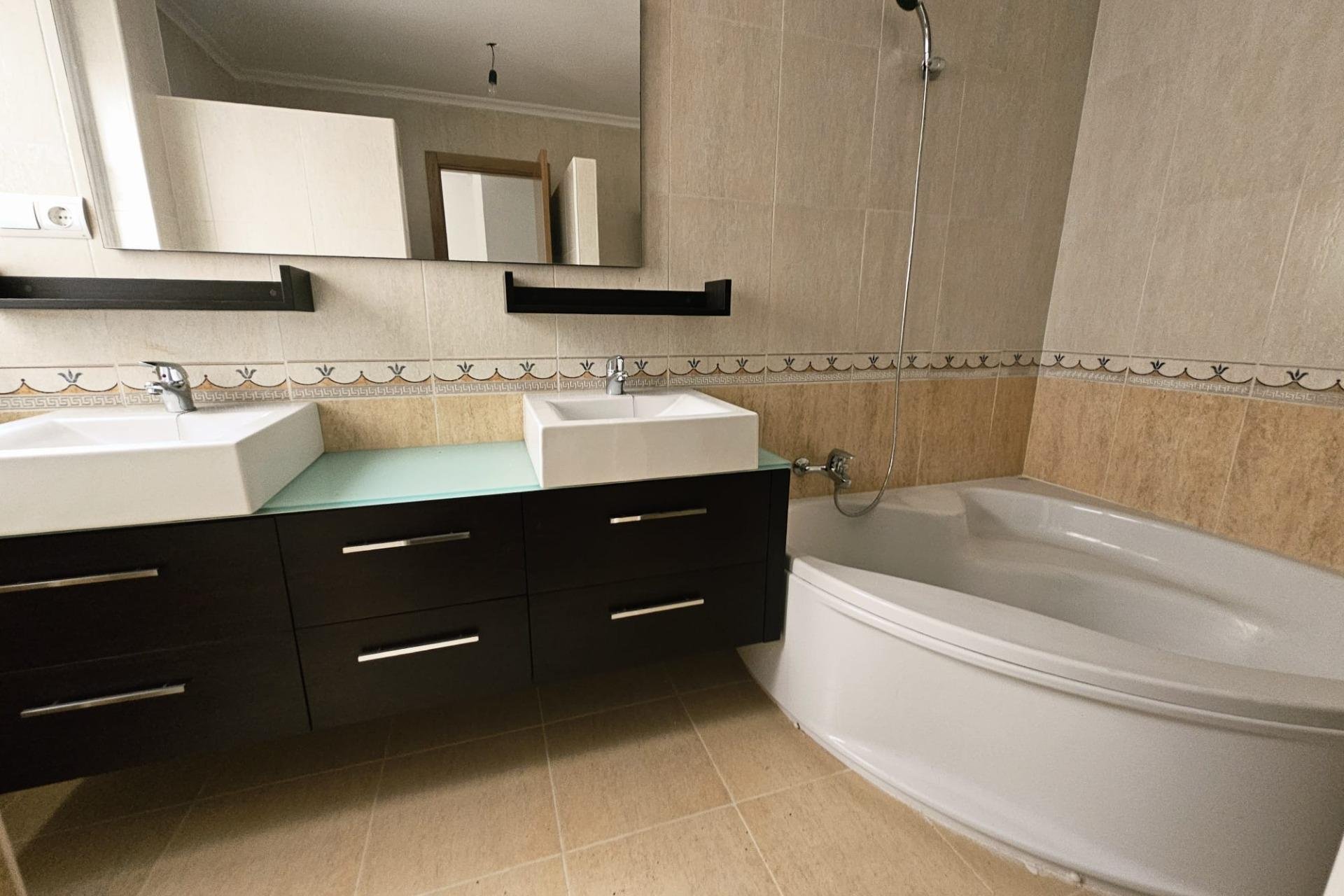 Használt Ingatlanok - Apartman -
Torrevieja