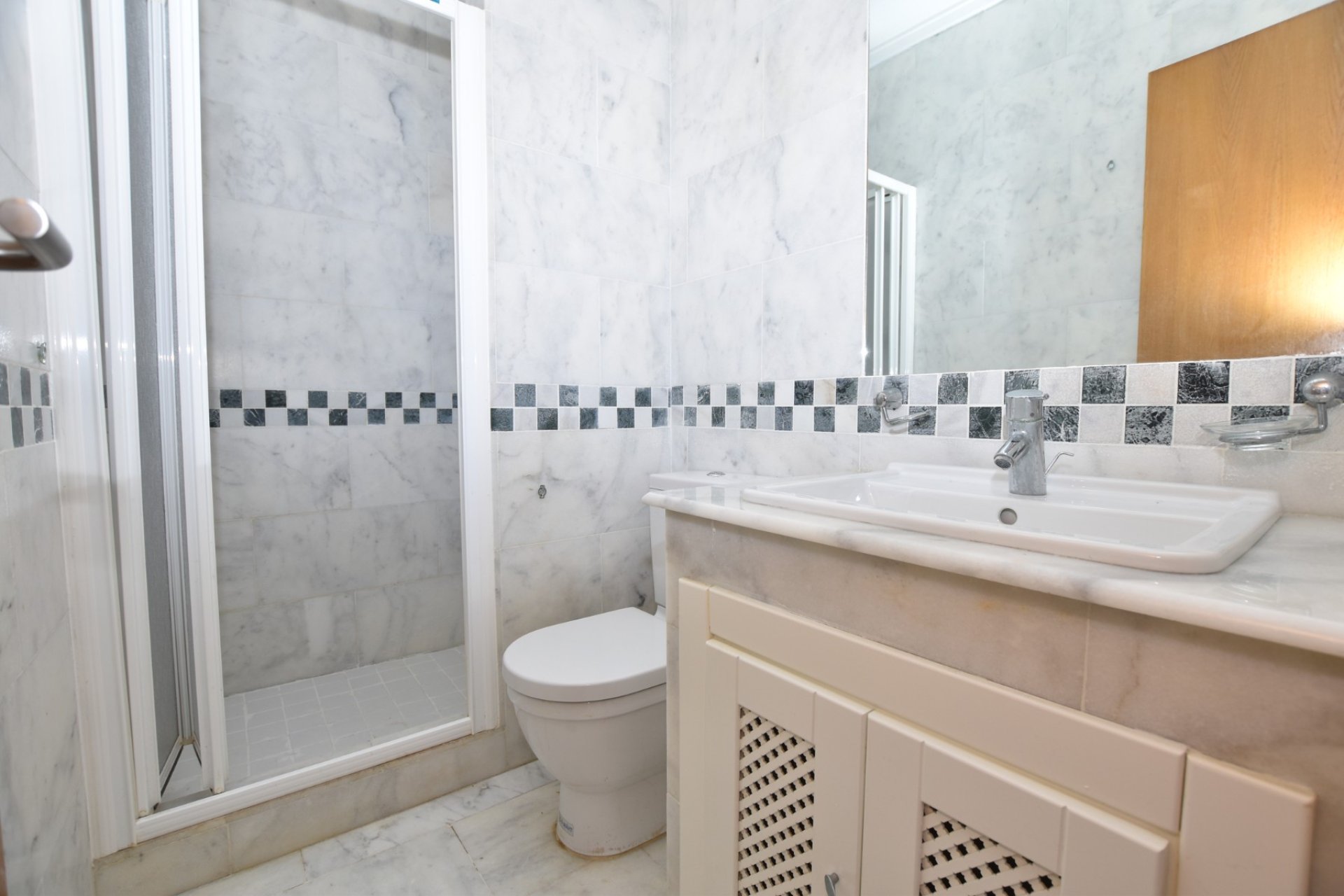 Használt Ingatlanok - Bungaló -
Algorfa - Inland