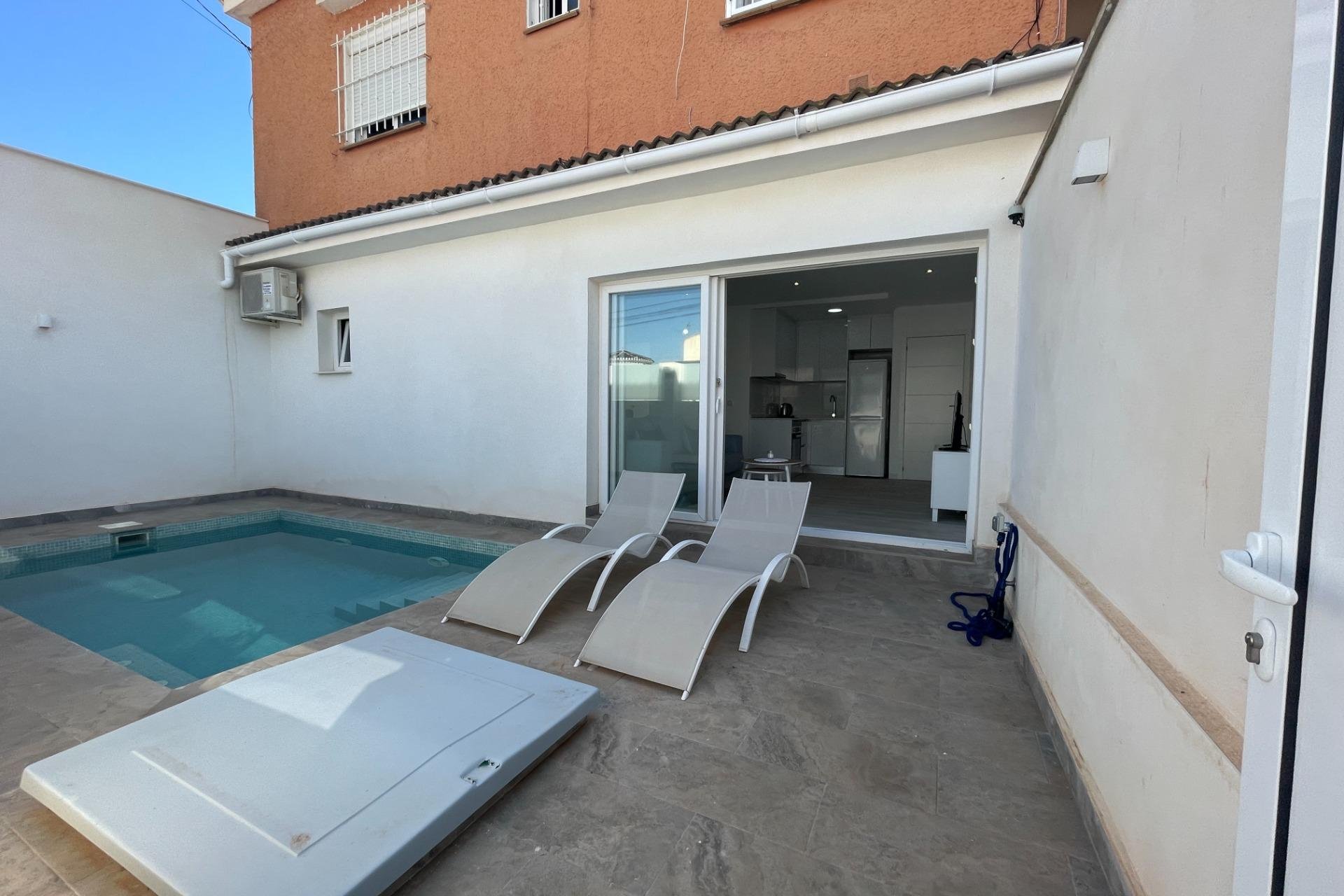 Használt Ingatlanok - Bungaló -
Orihuela Costa - La Regia
