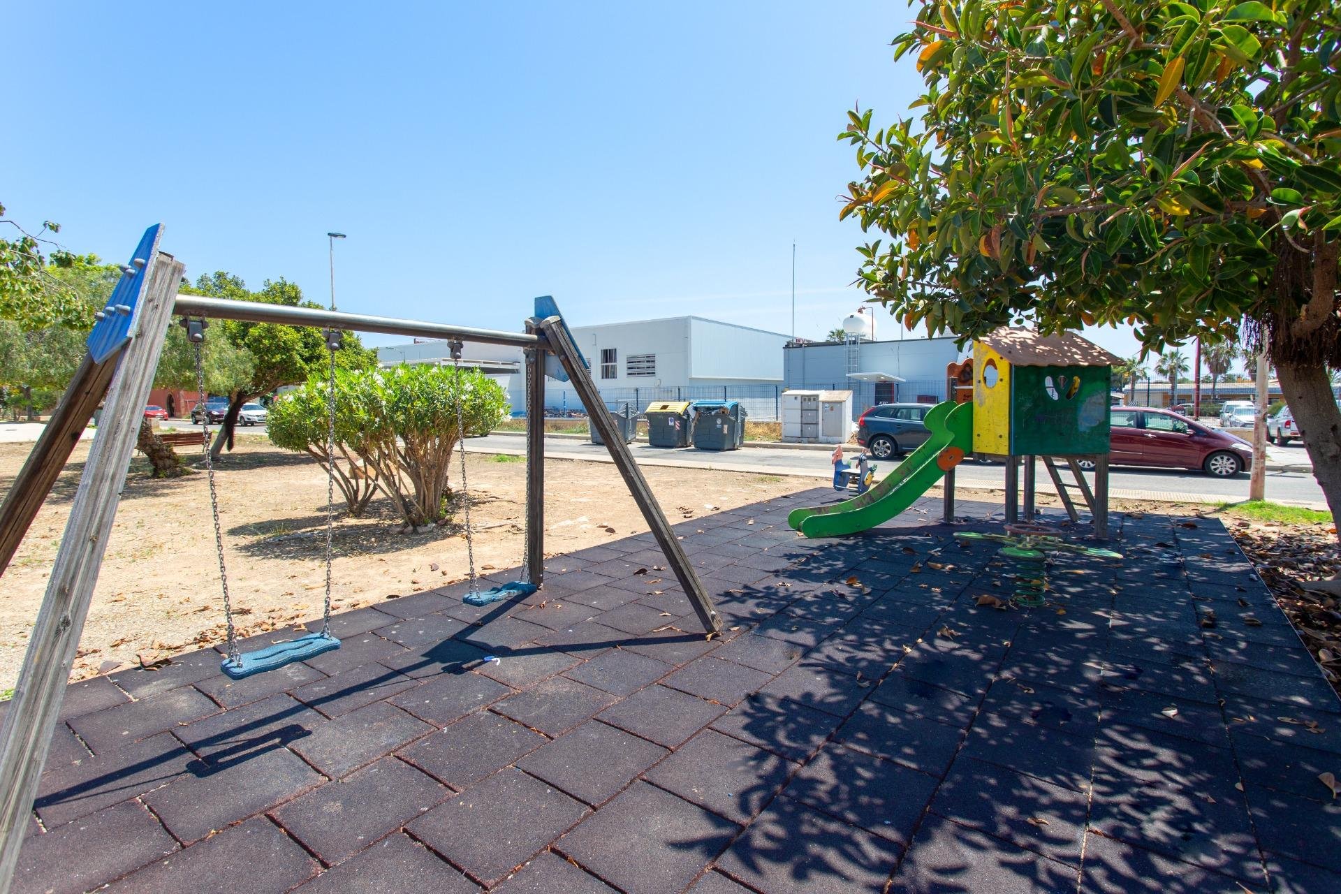 Használt Ingatlanok - Bungaló -
Orihuela Costa - Punta Prima