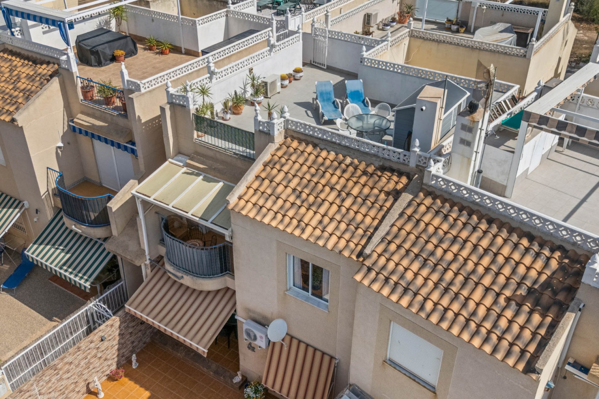 Használt Ingatlanok - Bungaló -
Torrevieja - Costa Blanca